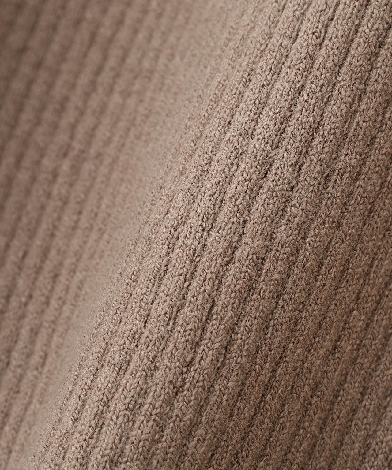 【sweet掲載】【ちょうど、いい服】“ふわ&リブ”アンサンブルニット