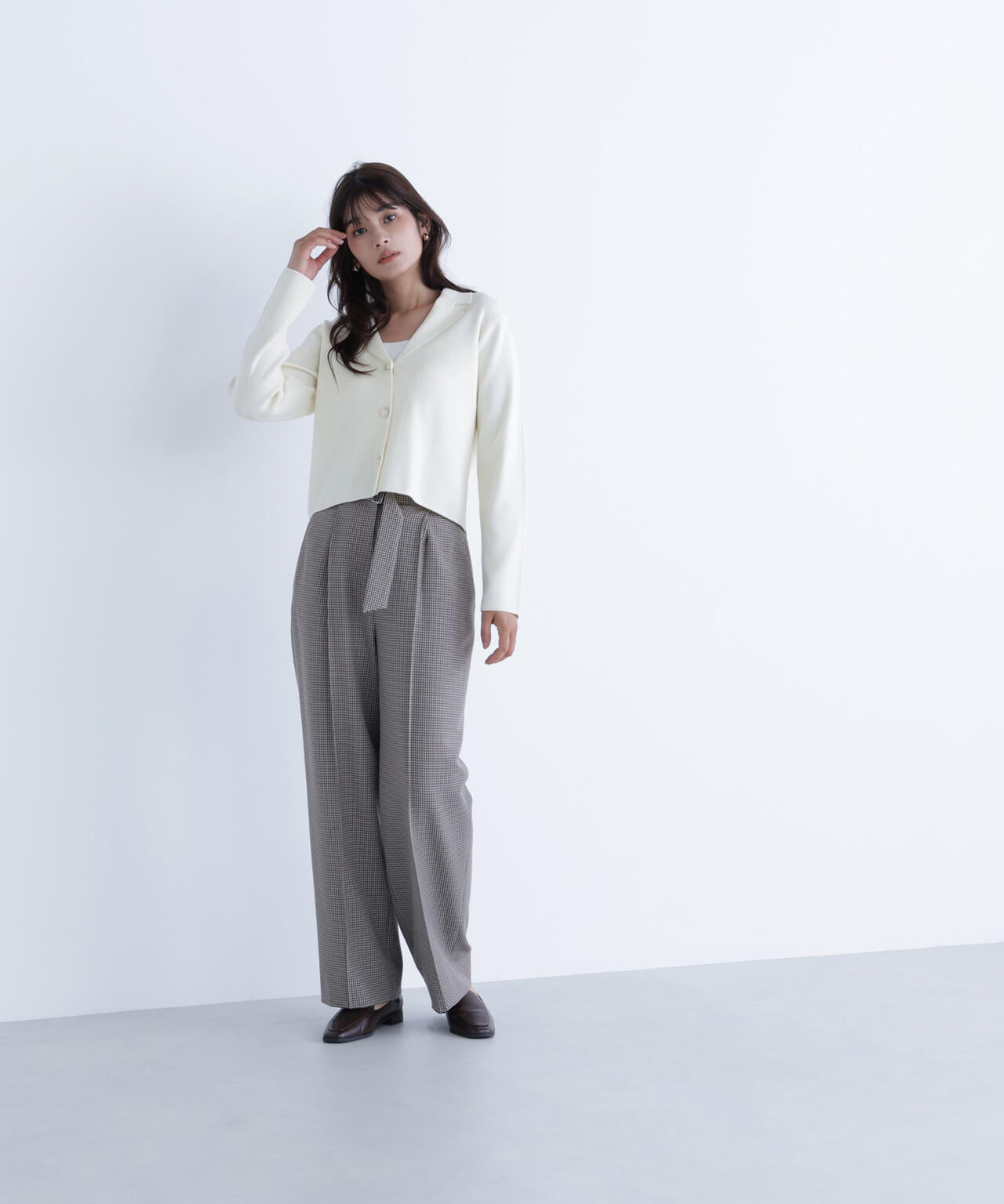 襟付きメタルボタンニットジャケット