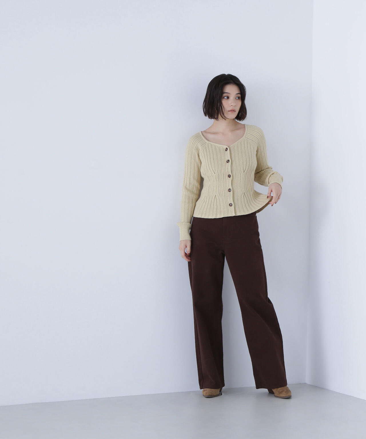 柄編みペプラムニットカーディガン