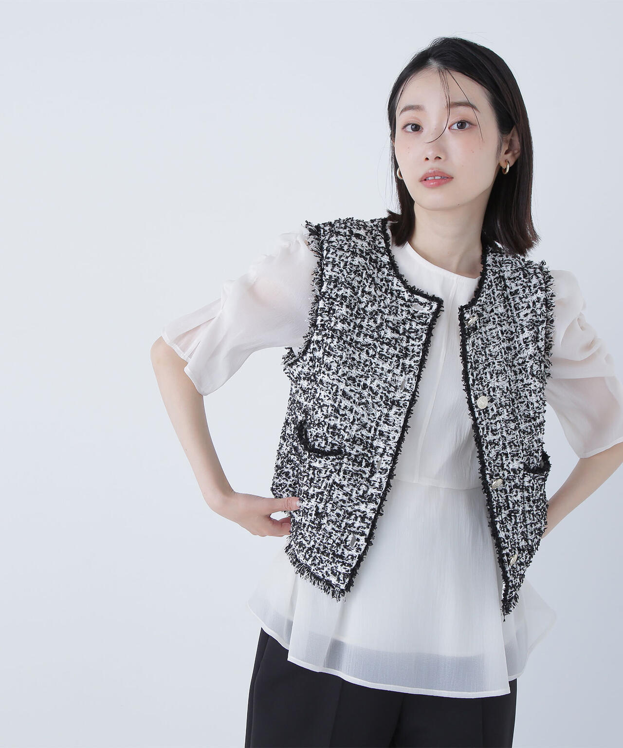 ツイーディーニットジレ