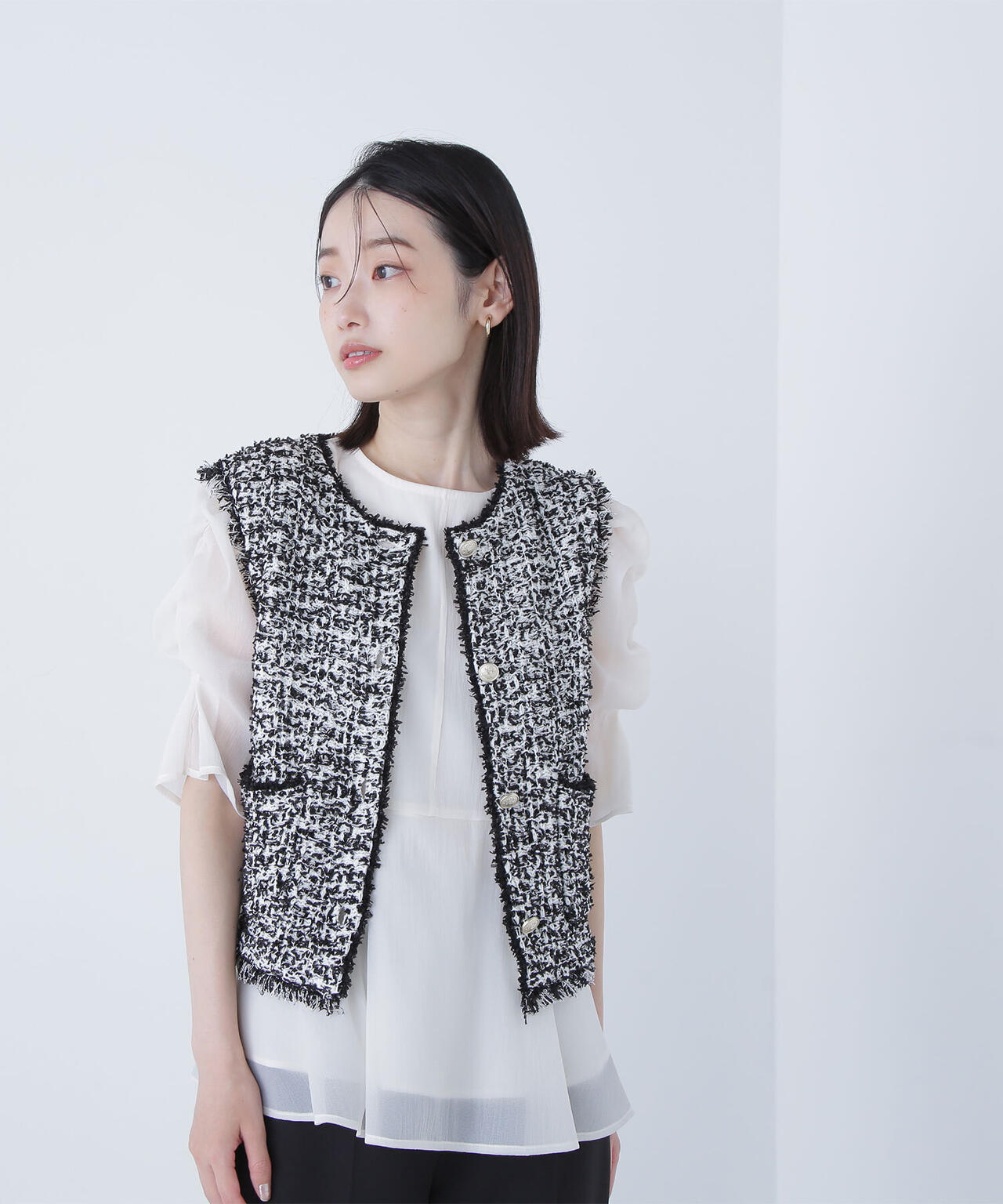 ツイーディーニットジレ