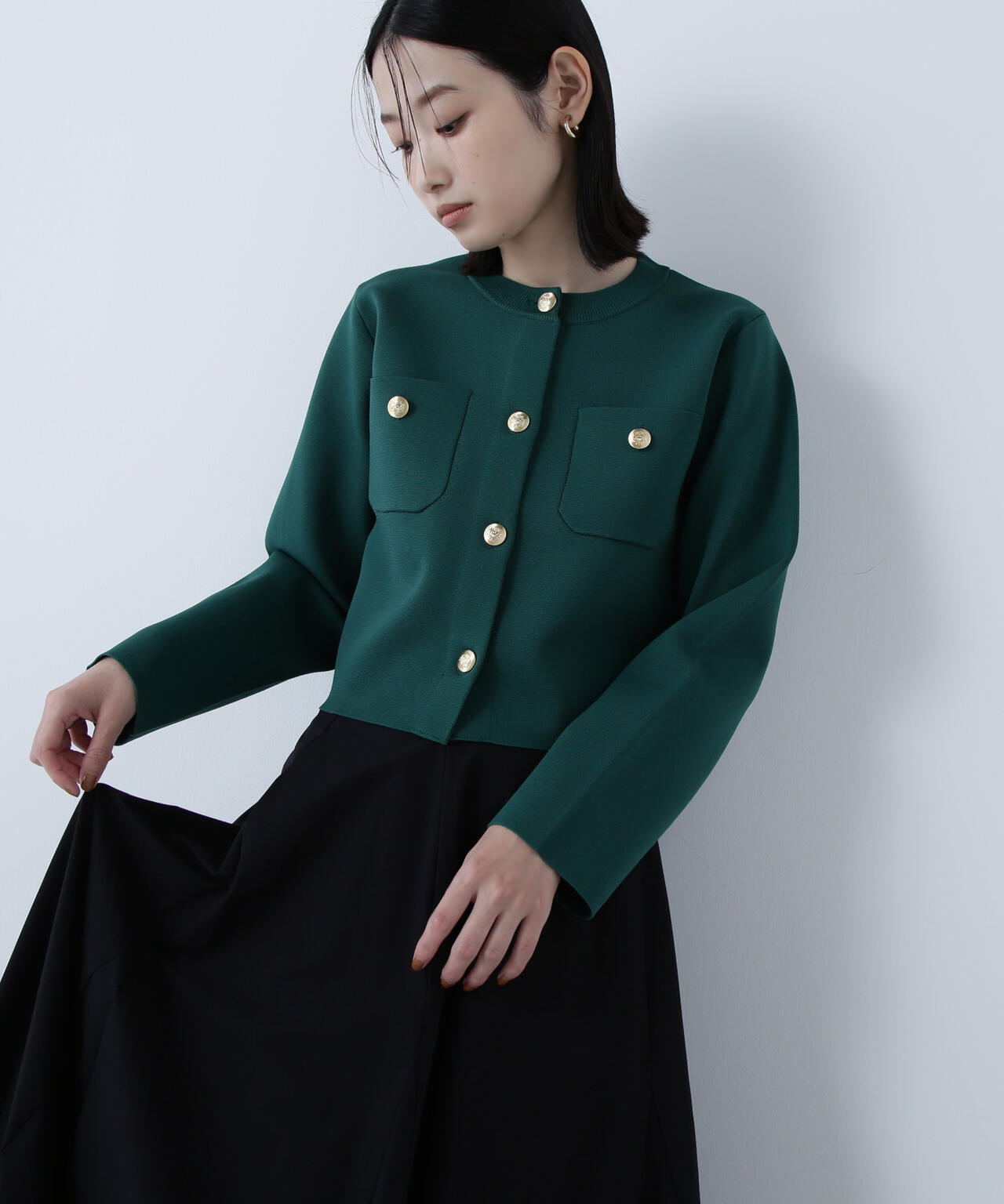 エンブレムボタンニットジャケット