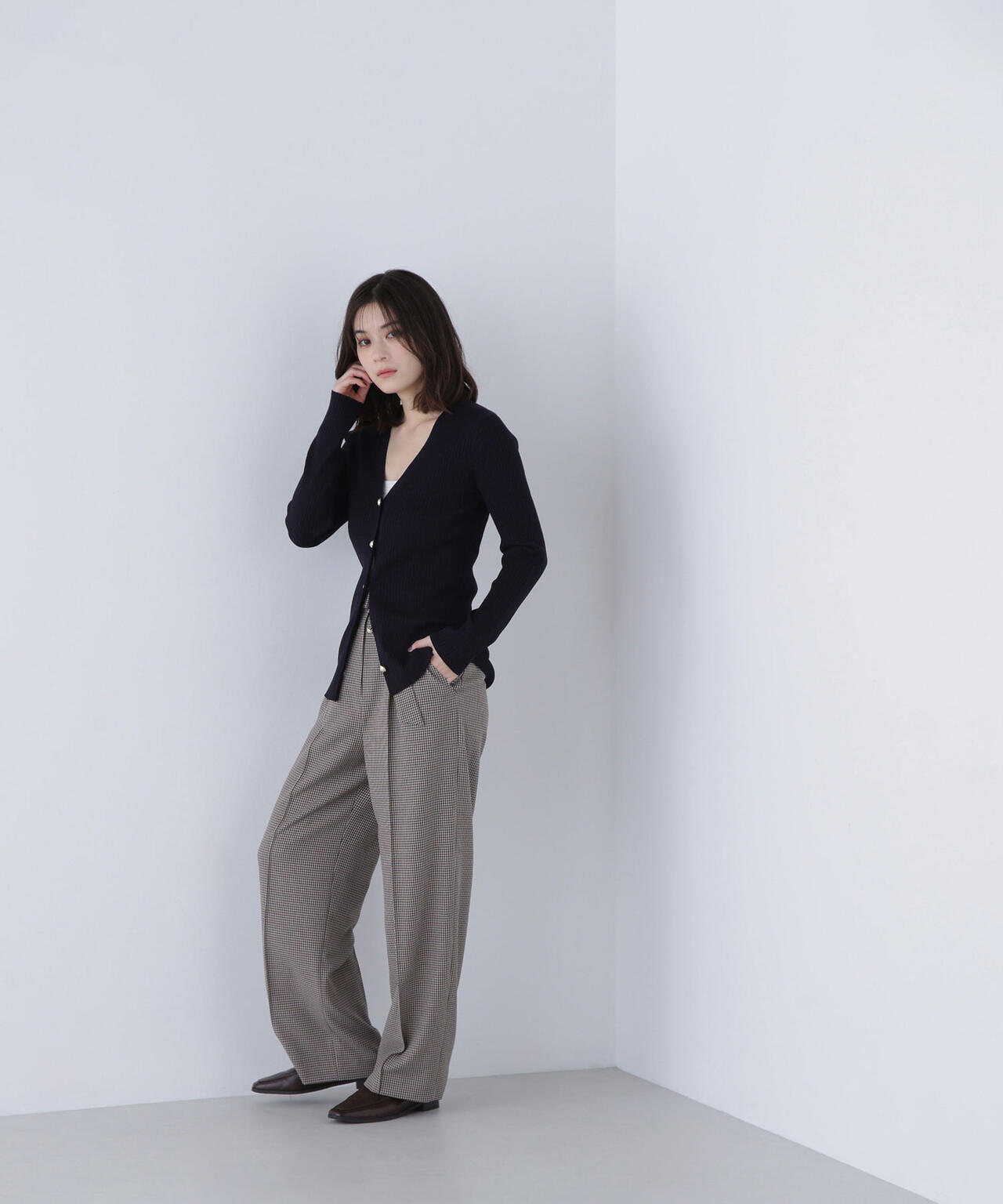 ゴールドボタンリブカーディガン