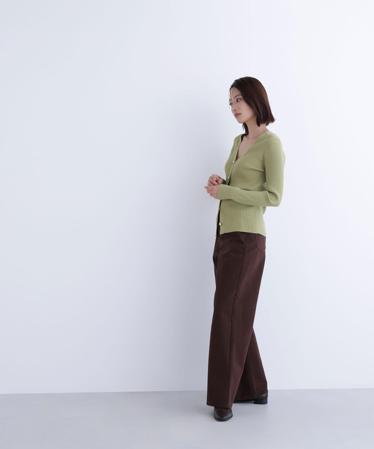 ゴールドボタンリブカーディガン