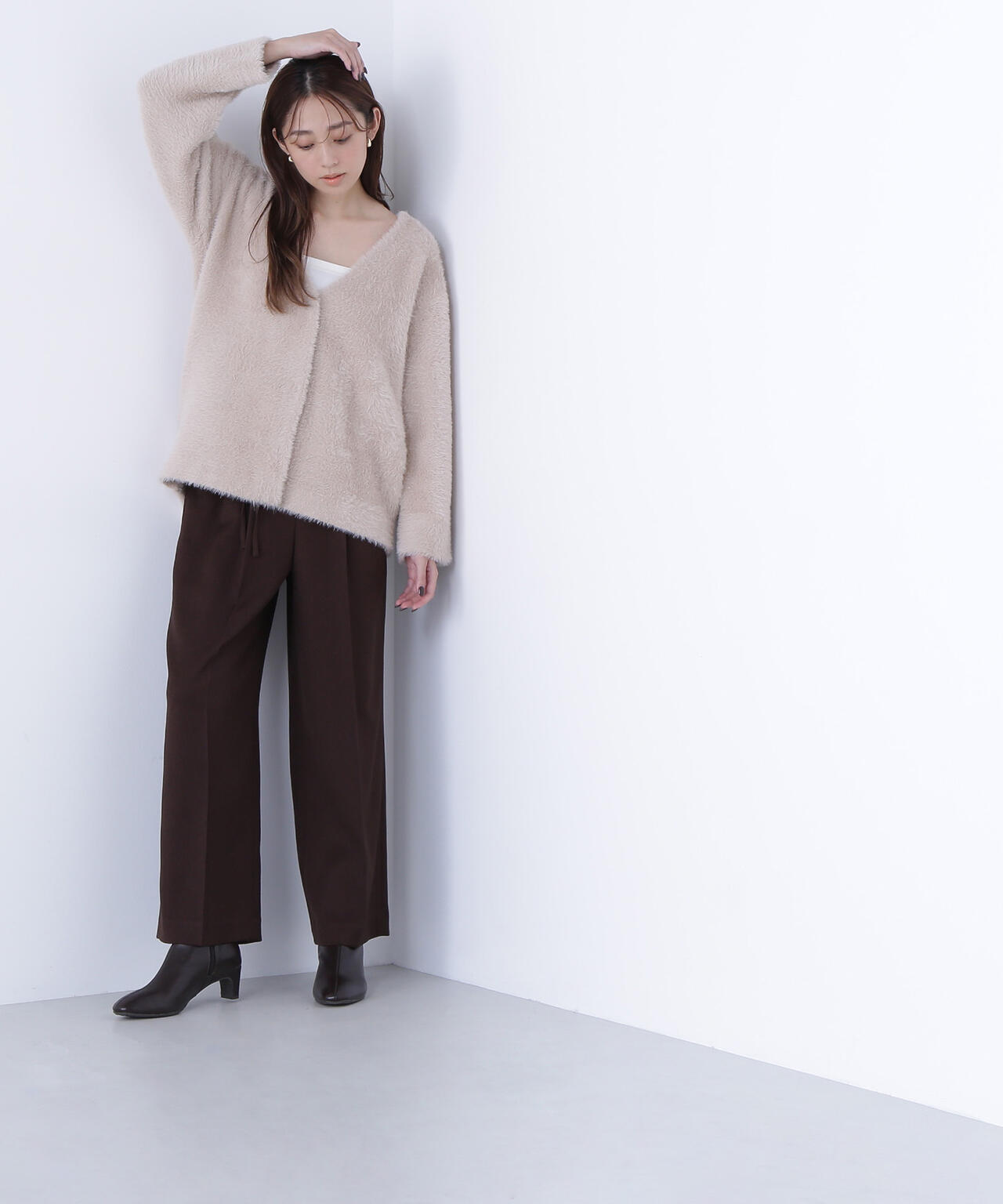 Vネックシャギー接結コーディガン