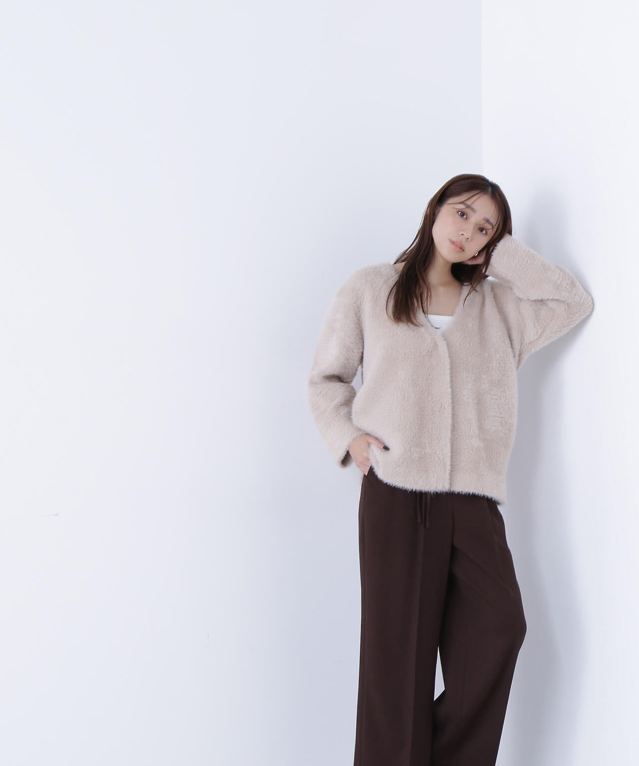 Vネックシャギー接結コーディガン