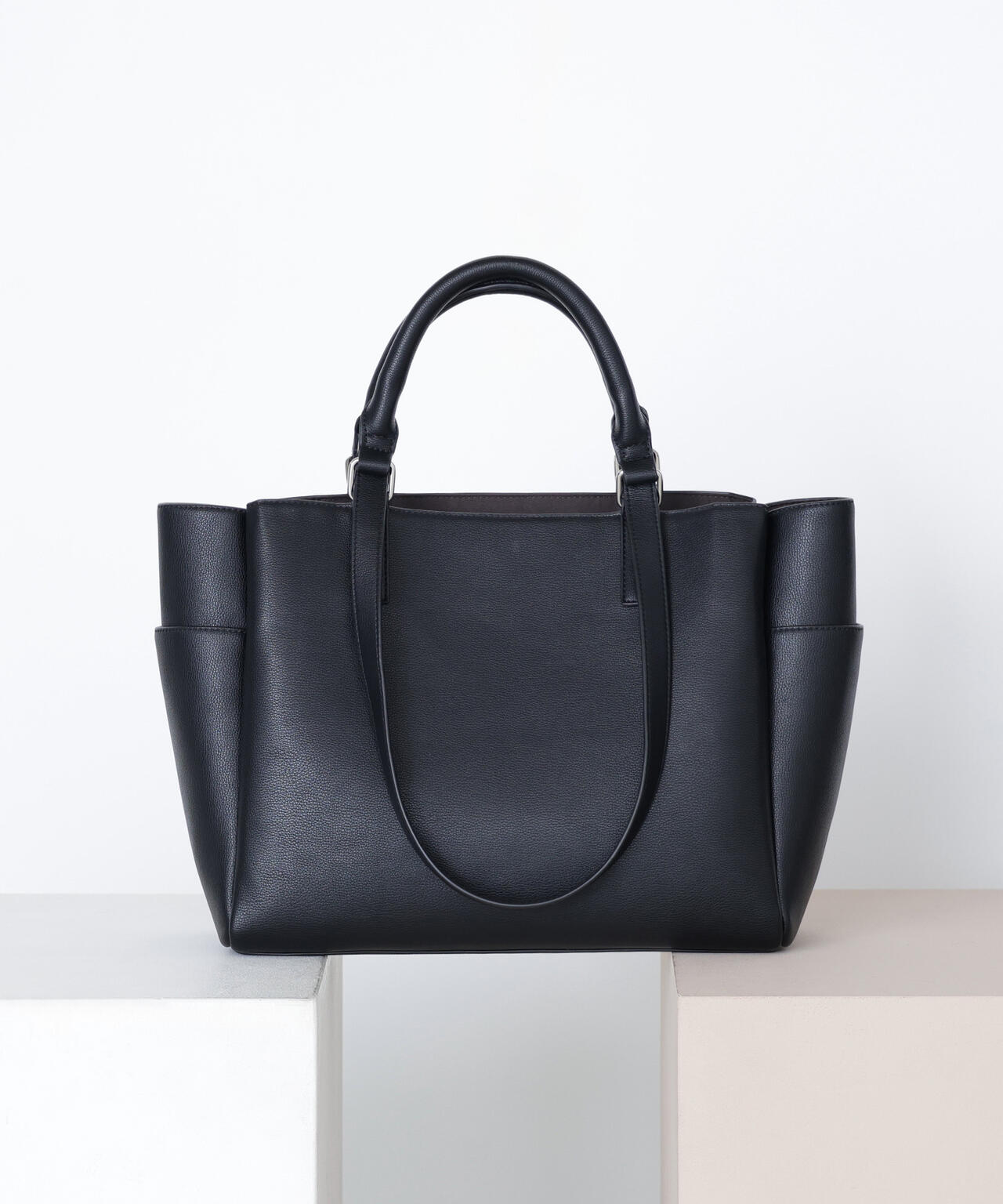 ライトウエイト2wayハンドルトートバッグ