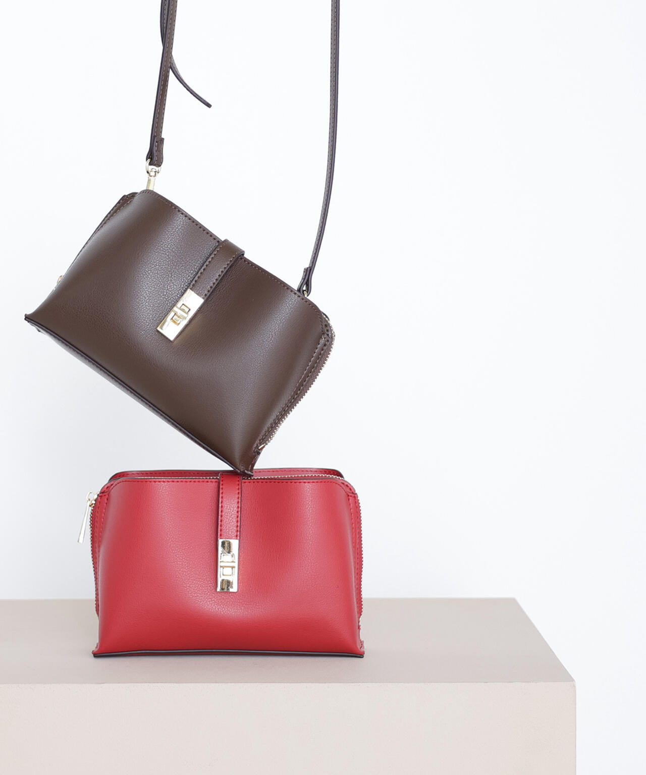 【Oggi掲載】ライトウォレットショルダーバッグ