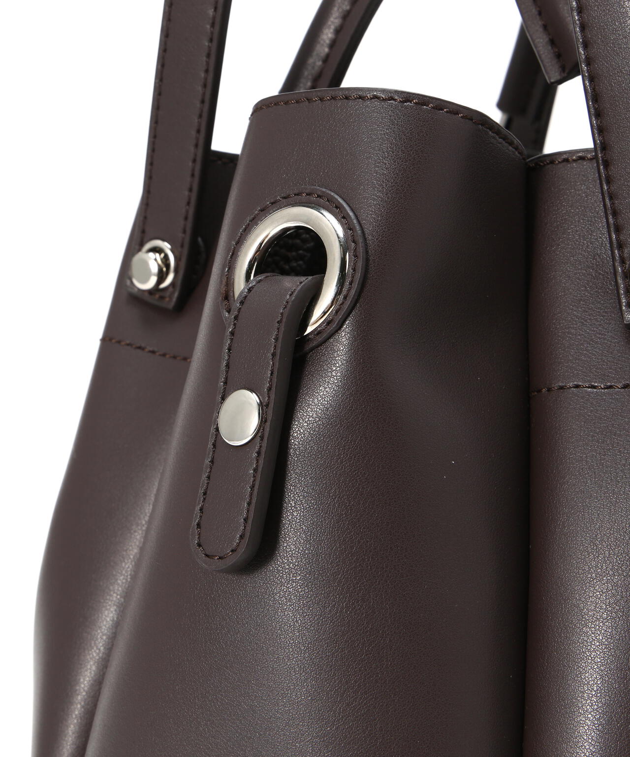 メタルハンドルタックショルダーバッグ