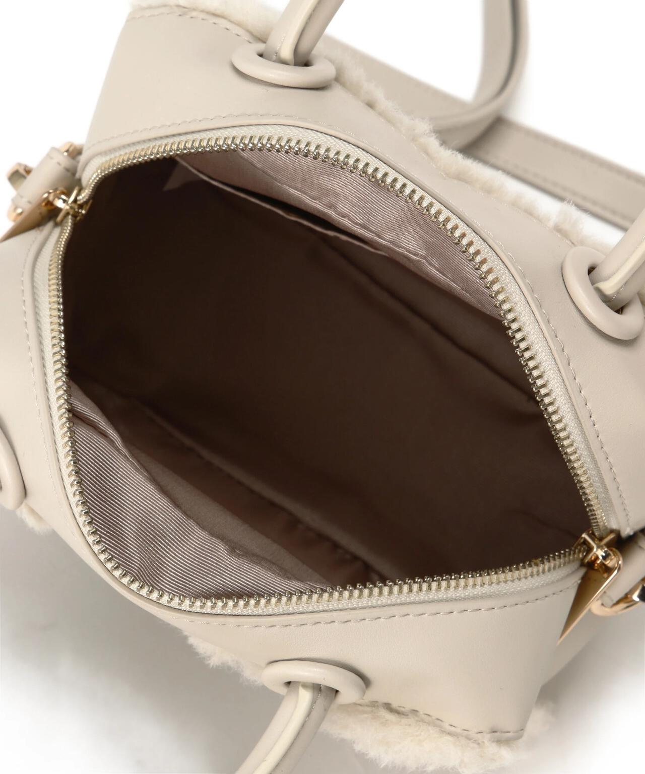 カーリーフェイクファーボクシーショルダーバッグ