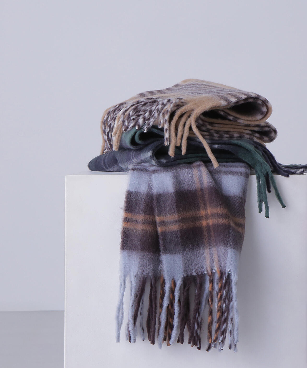 ソフトブークレーチェックマフラー