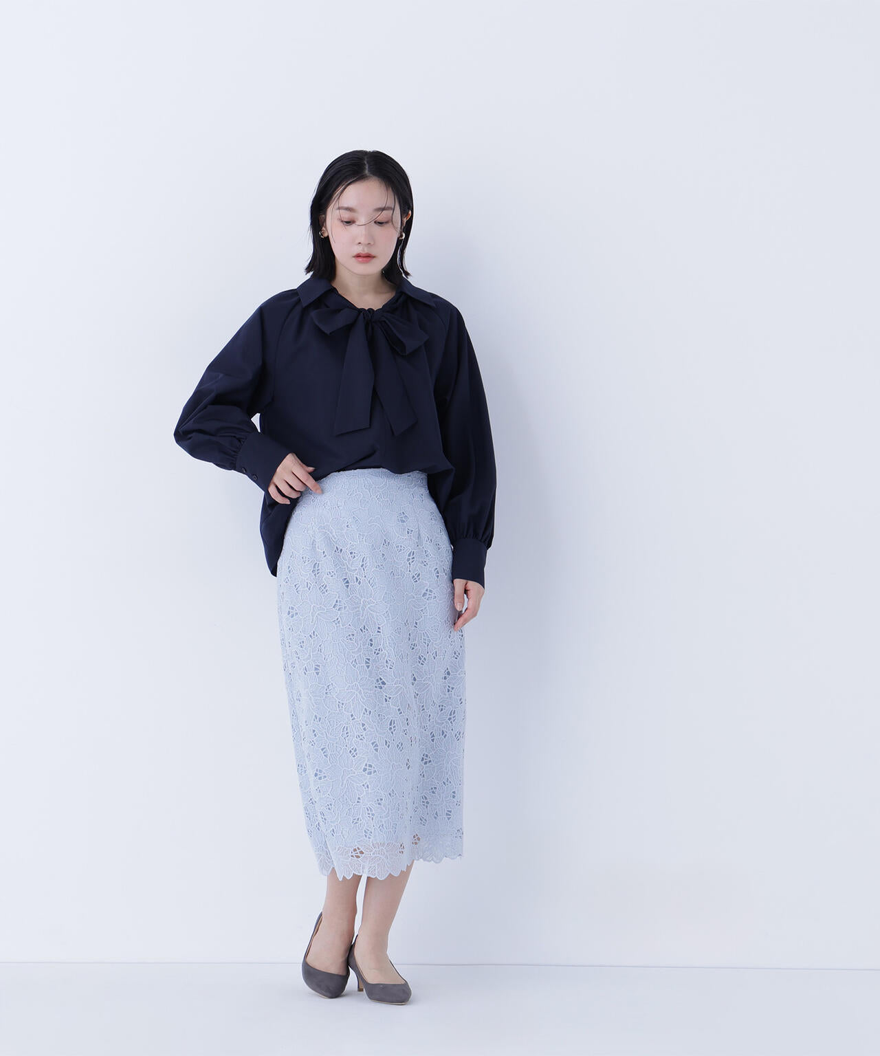 スキッパーリボンタイブラウス