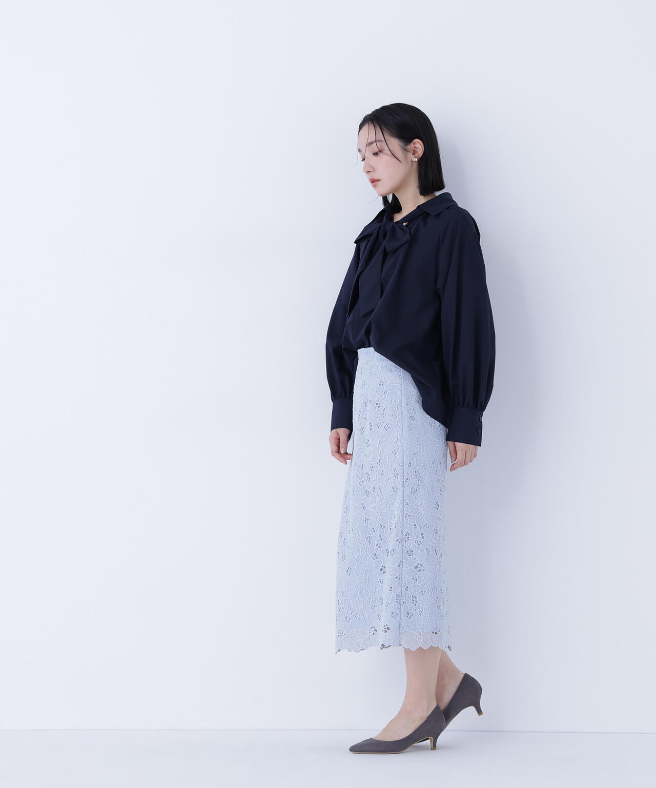 スキッパーリボンタイブラウス