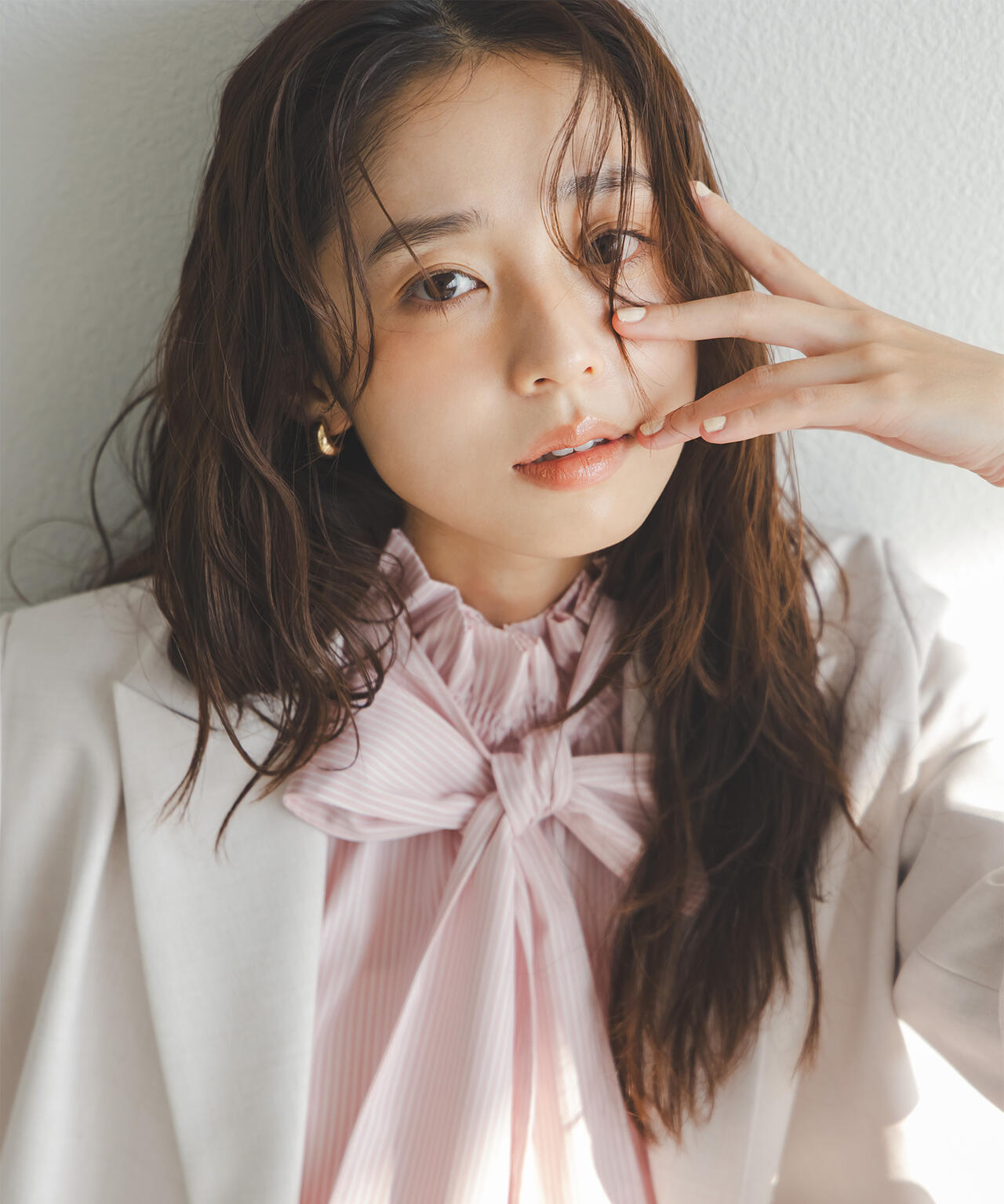 ハイネックリボンボウブラウス