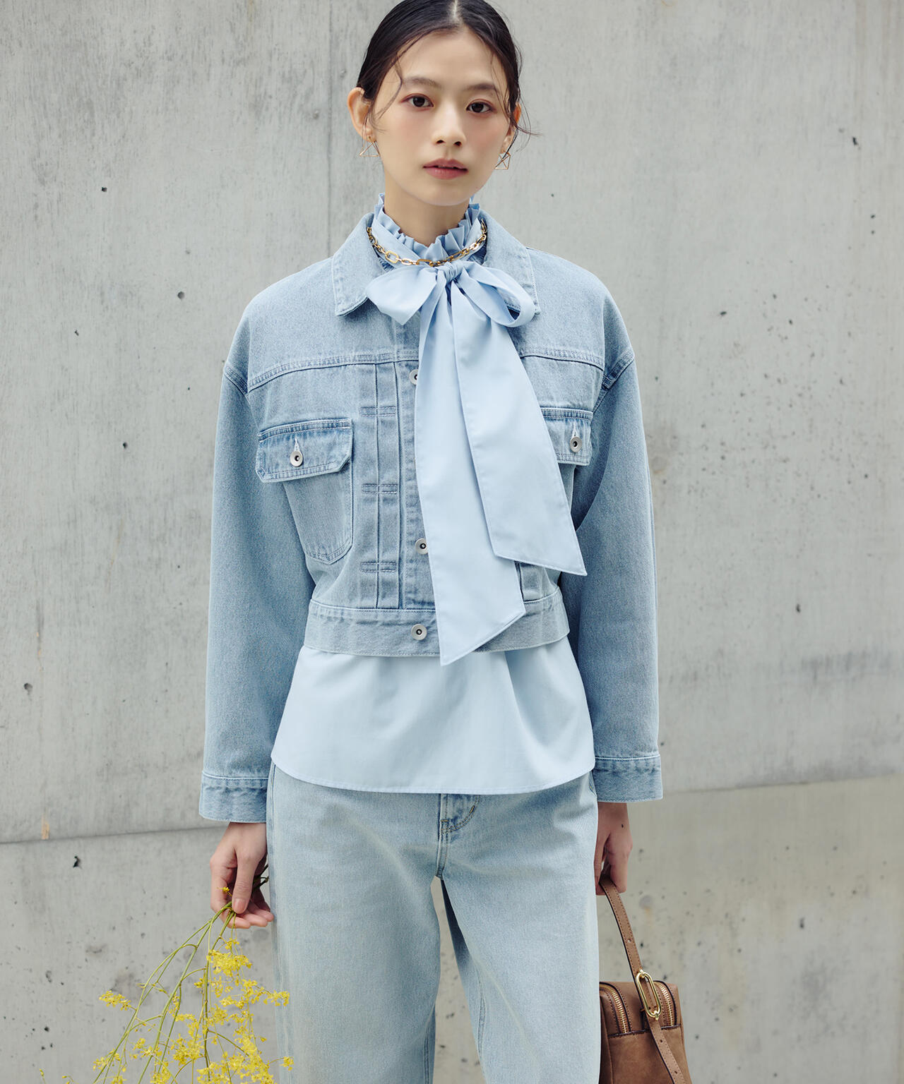 ハイネックリボンボウブラウス