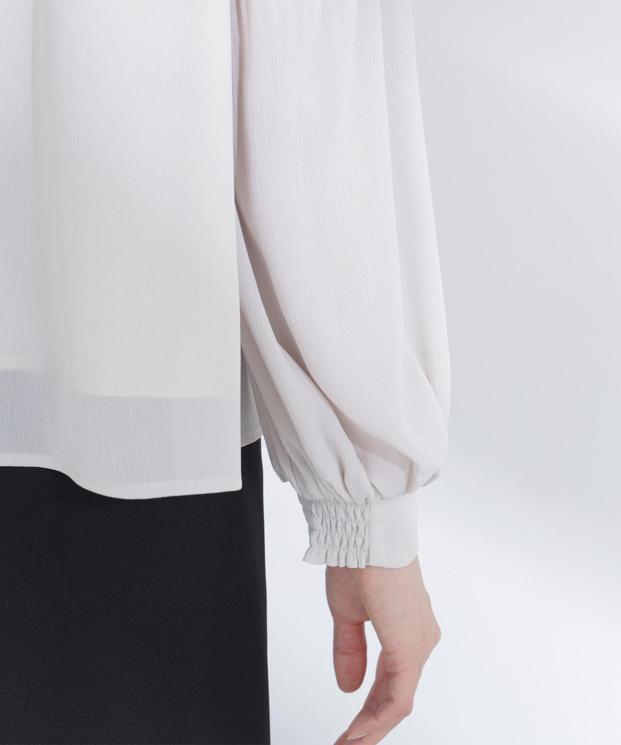 メタルポイント楊柳ブラウス