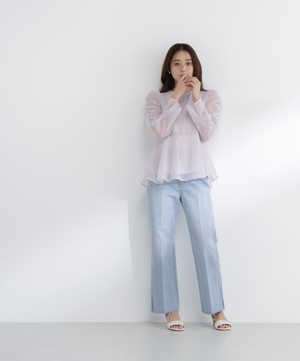 シアーペプラムブラウス