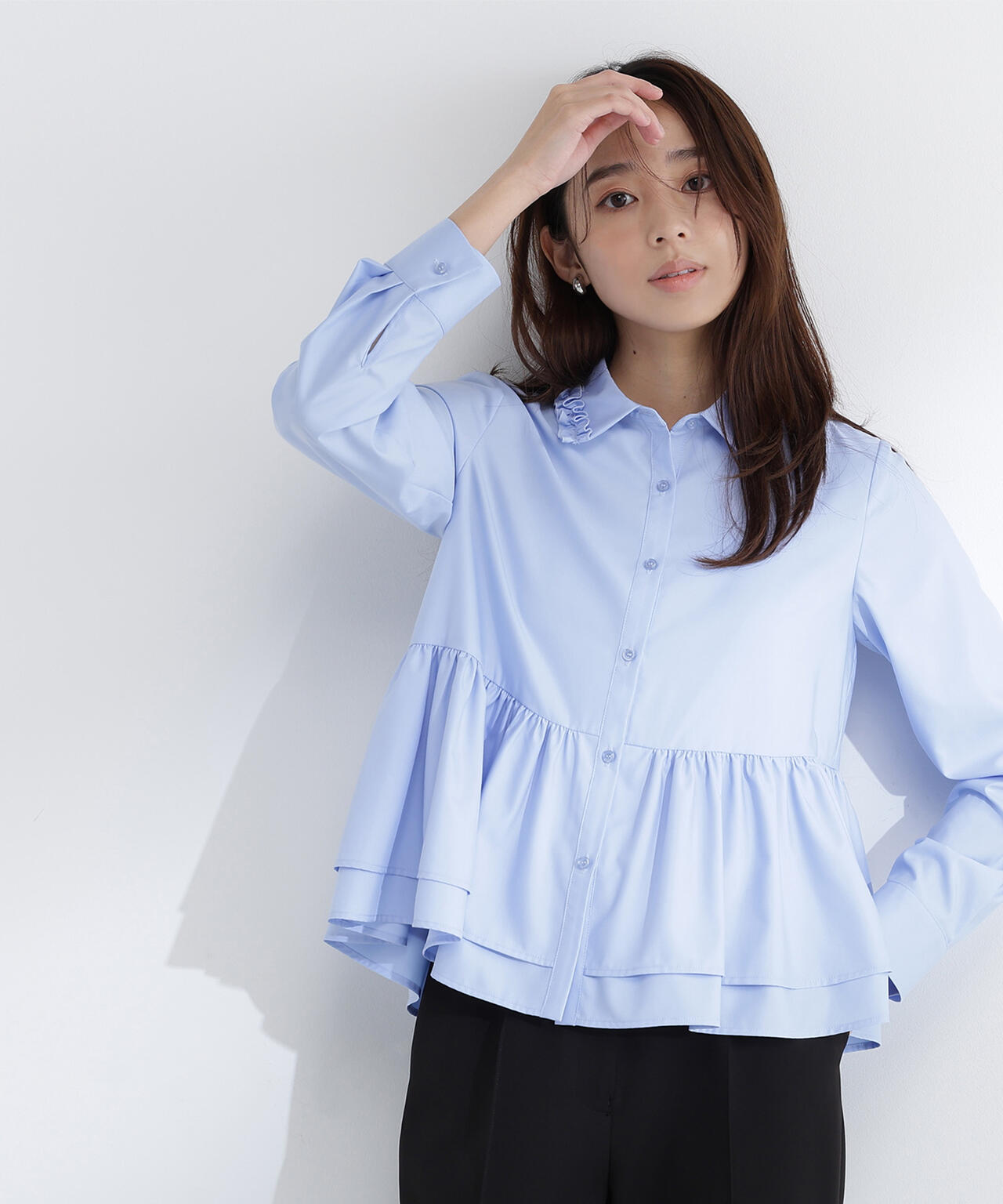 フリルカラーシャツ