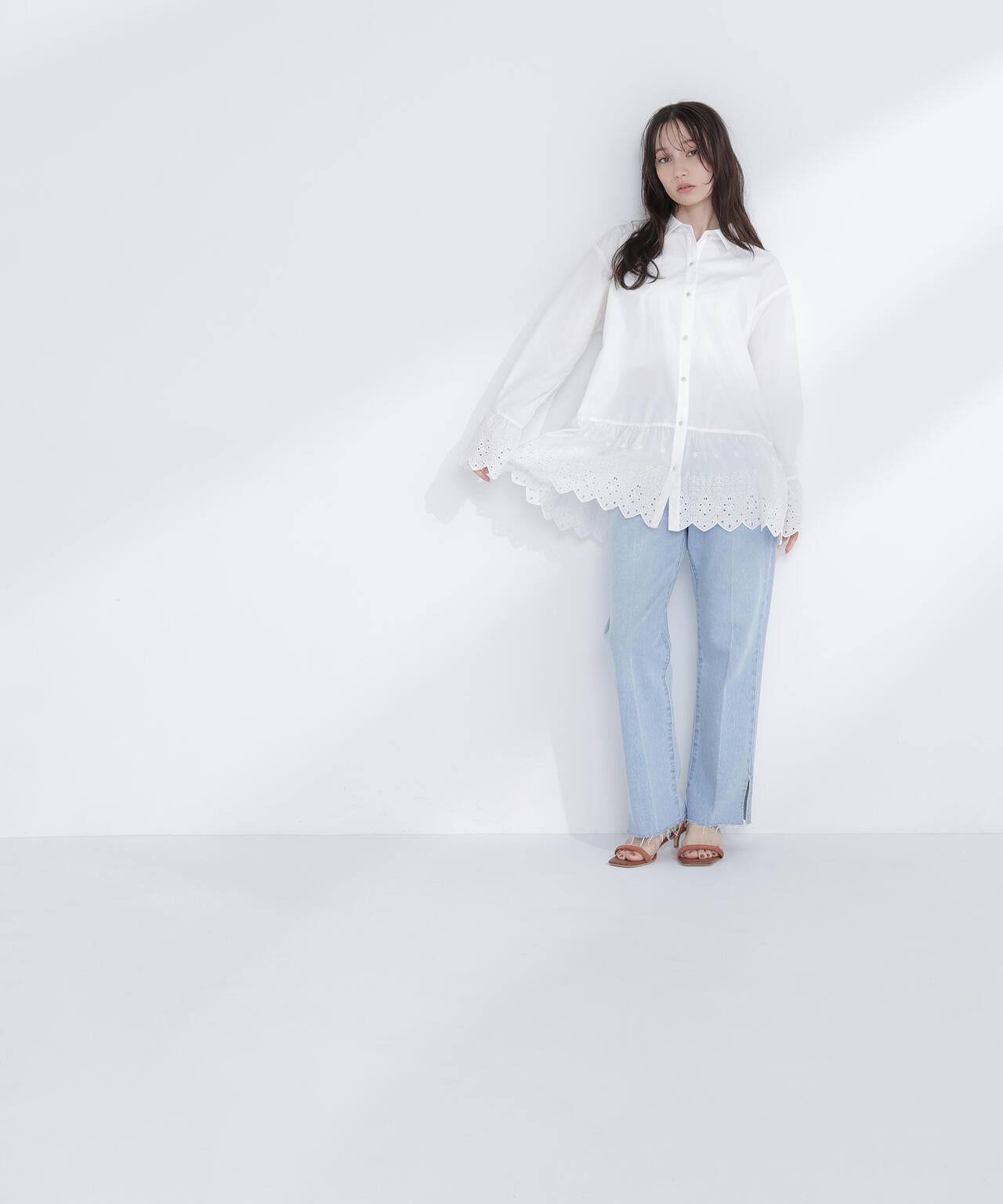 【Oggi5月号掲載】レース切替オーバーシャツ