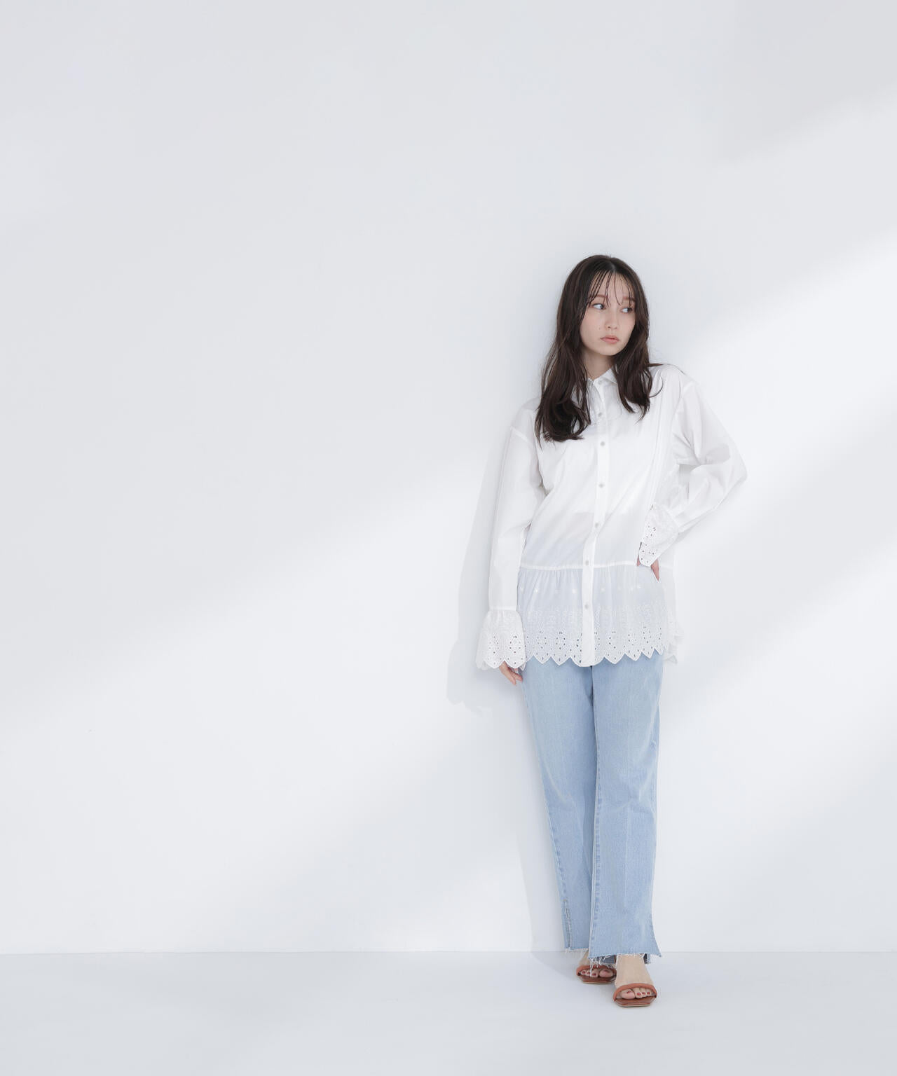 【Oggi5月号掲載】レース切替オーバーシャツ