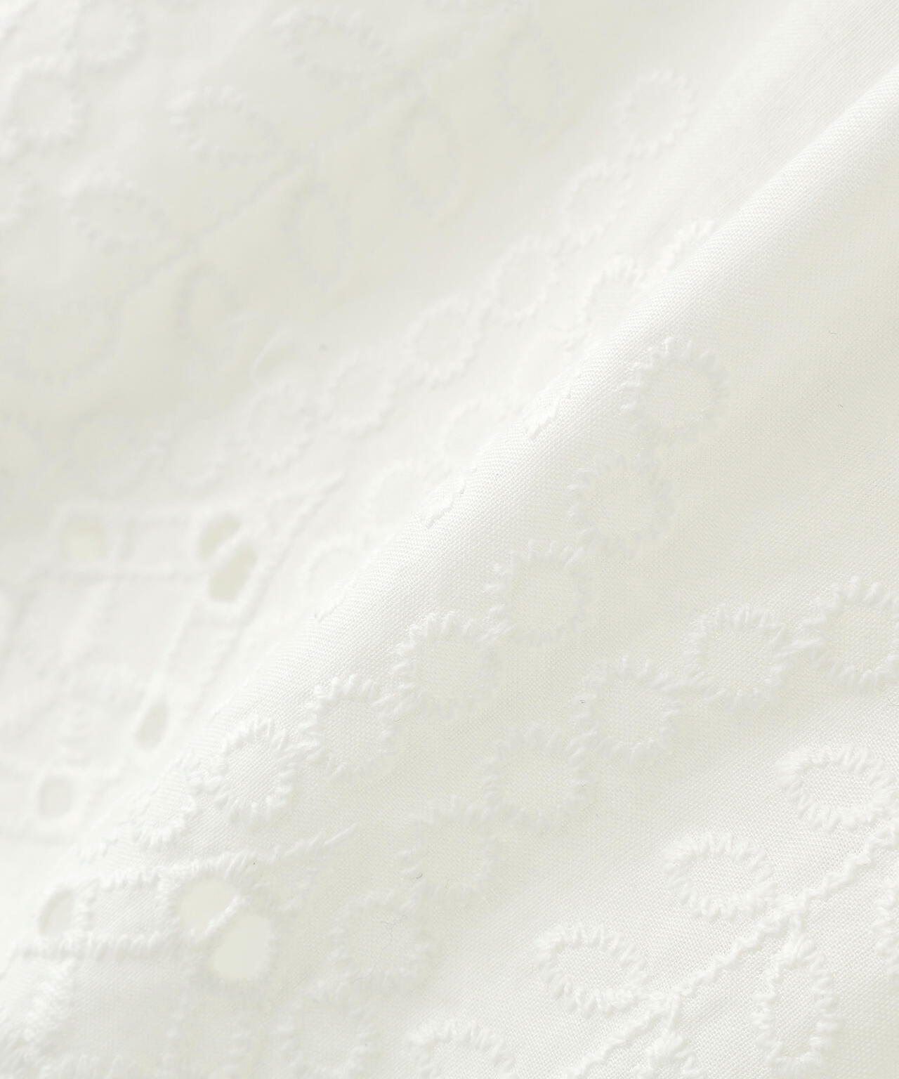 【Oggi5月号掲載】レース切替オーバーシャツ