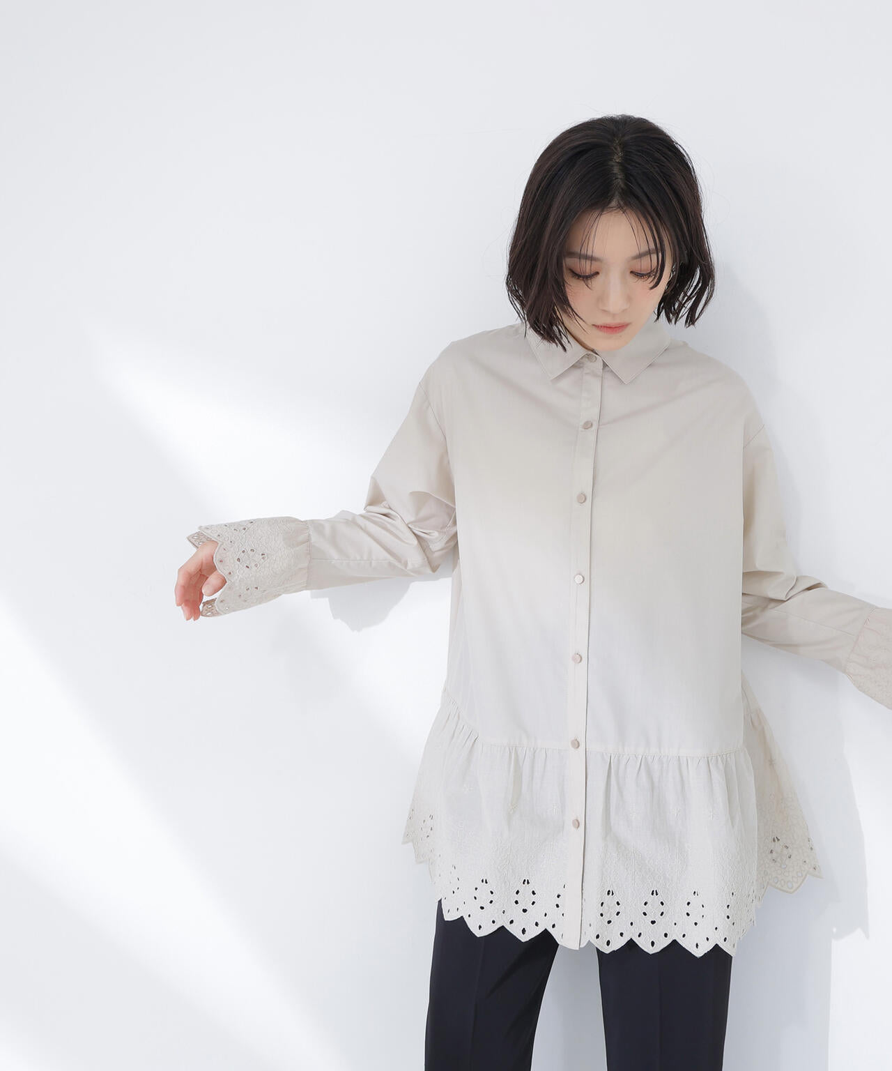【Oggi5月号掲載】レース切替オーバーシャツ