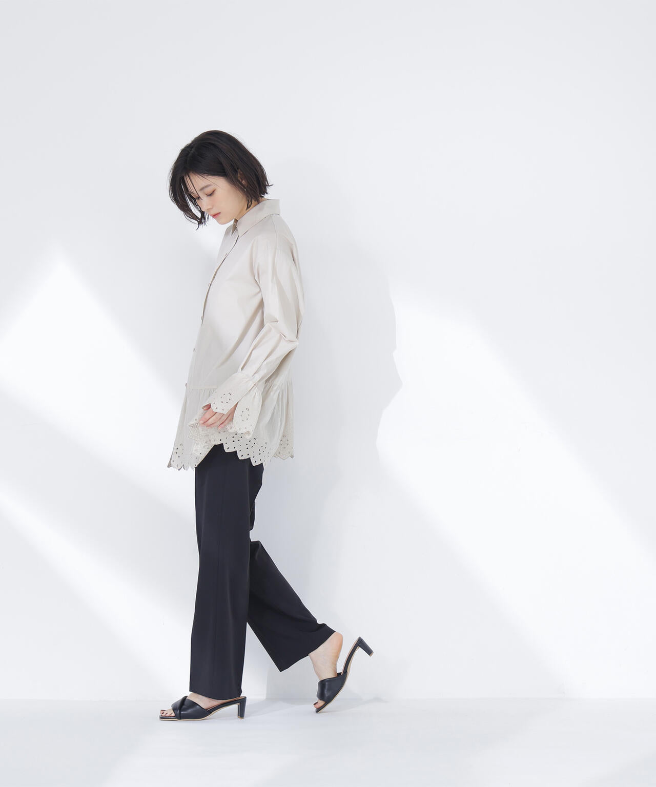 【Oggi5月号掲載】レース切替オーバーシャツ