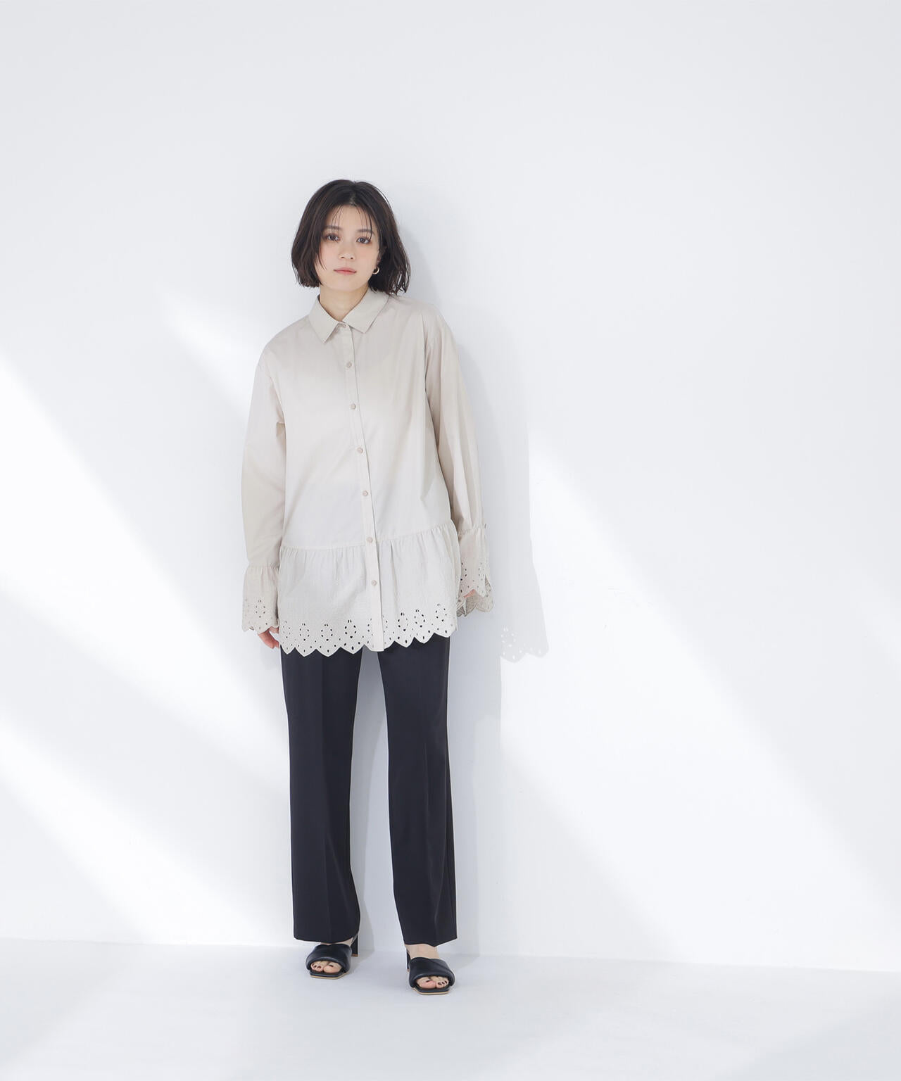 【Oggi5月号掲載】レース切替オーバーシャツ