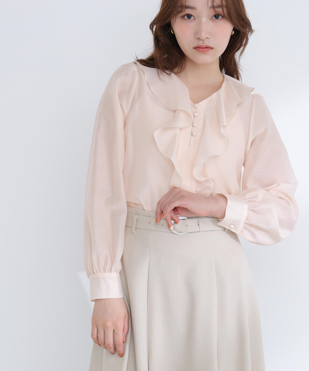 フロントフリルブラウス