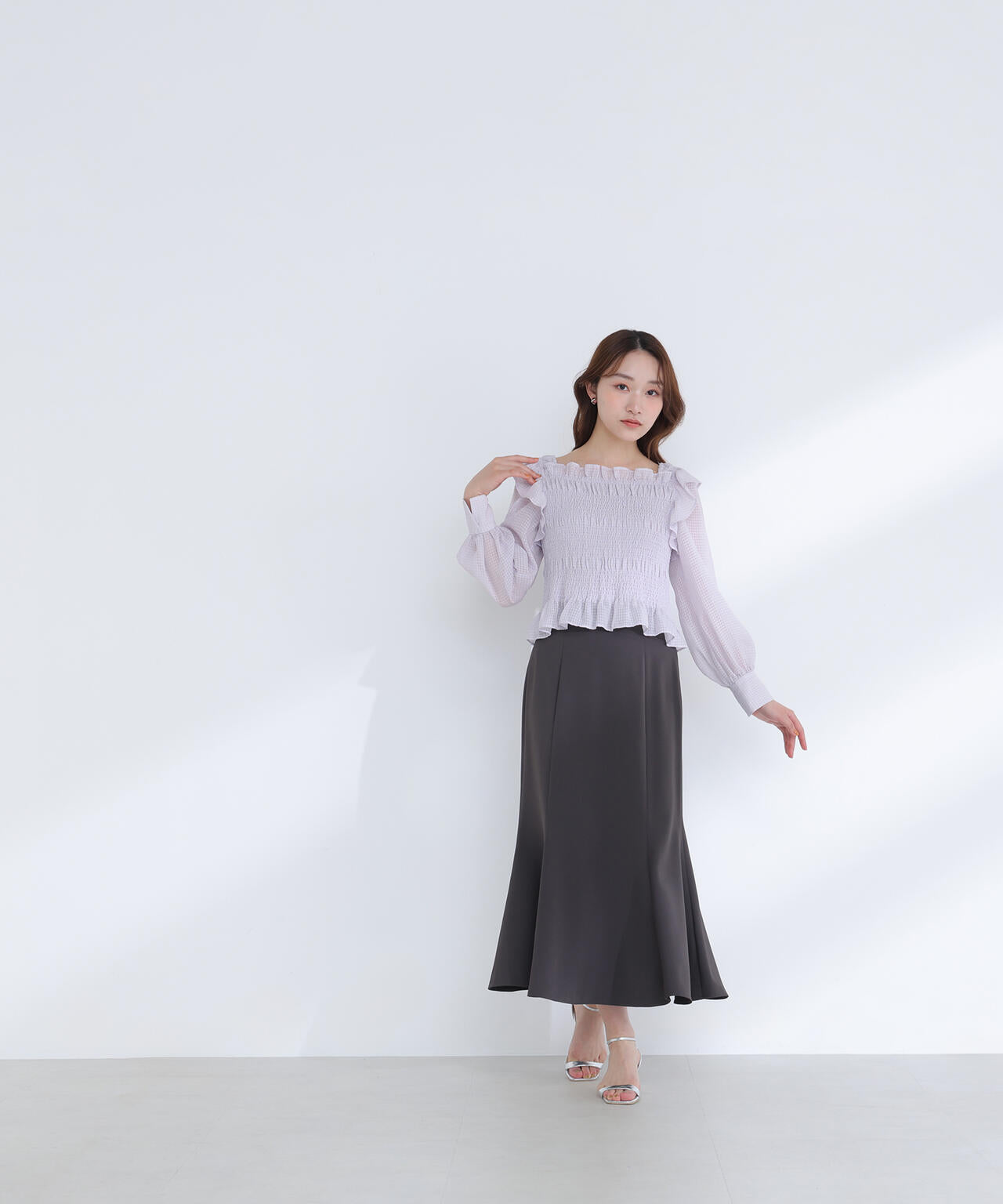 【一部店舗・mix.tokyo 限定カラー:イエロー】シアーチェックシャーリングブラウス