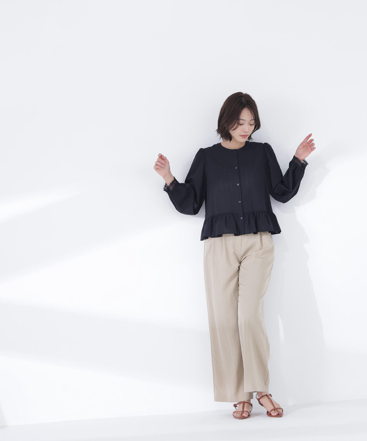 レースカフスブラウス