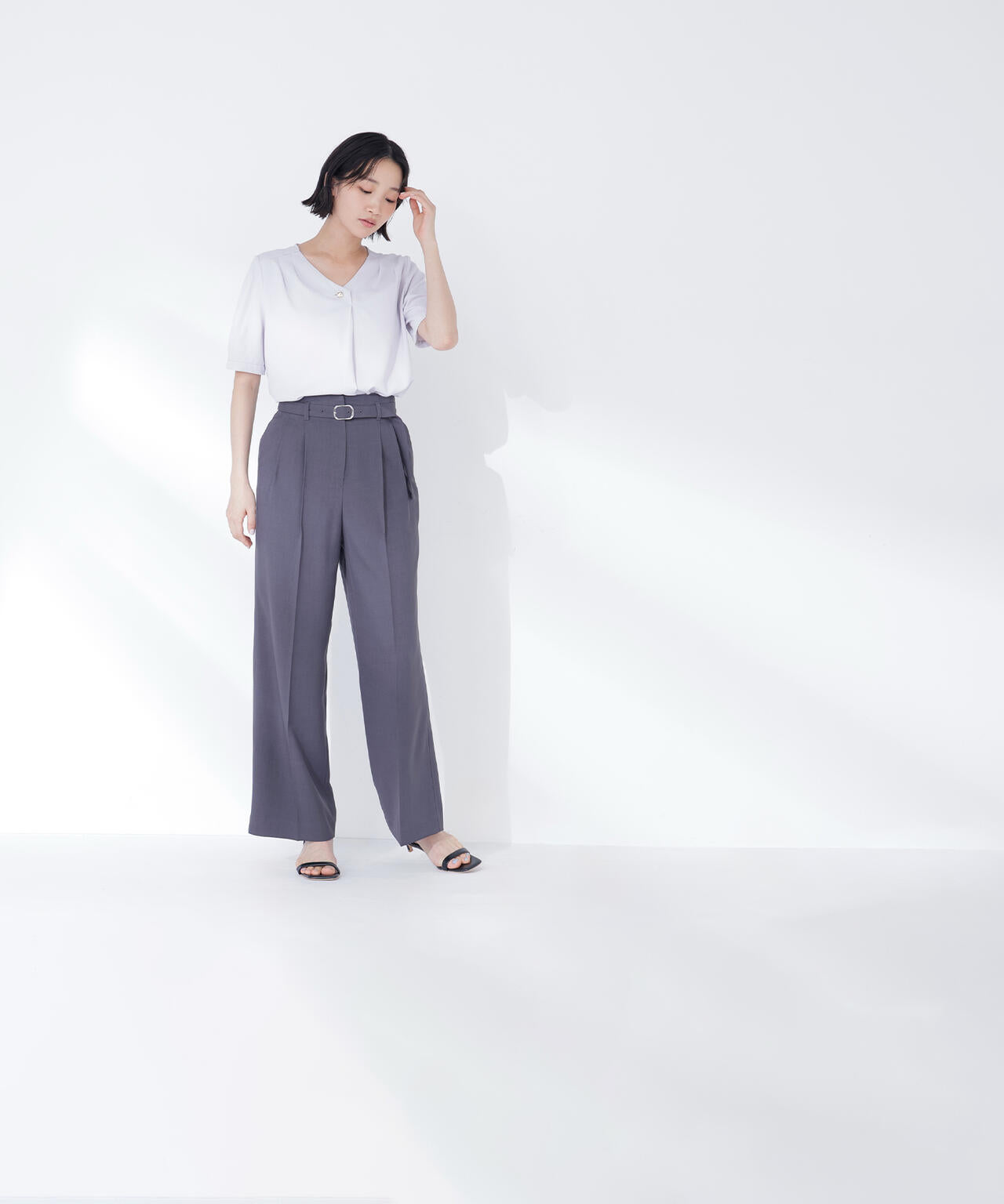 身長165 B:80 W:59 / H:85 / S:23.5 着用サイズ:M