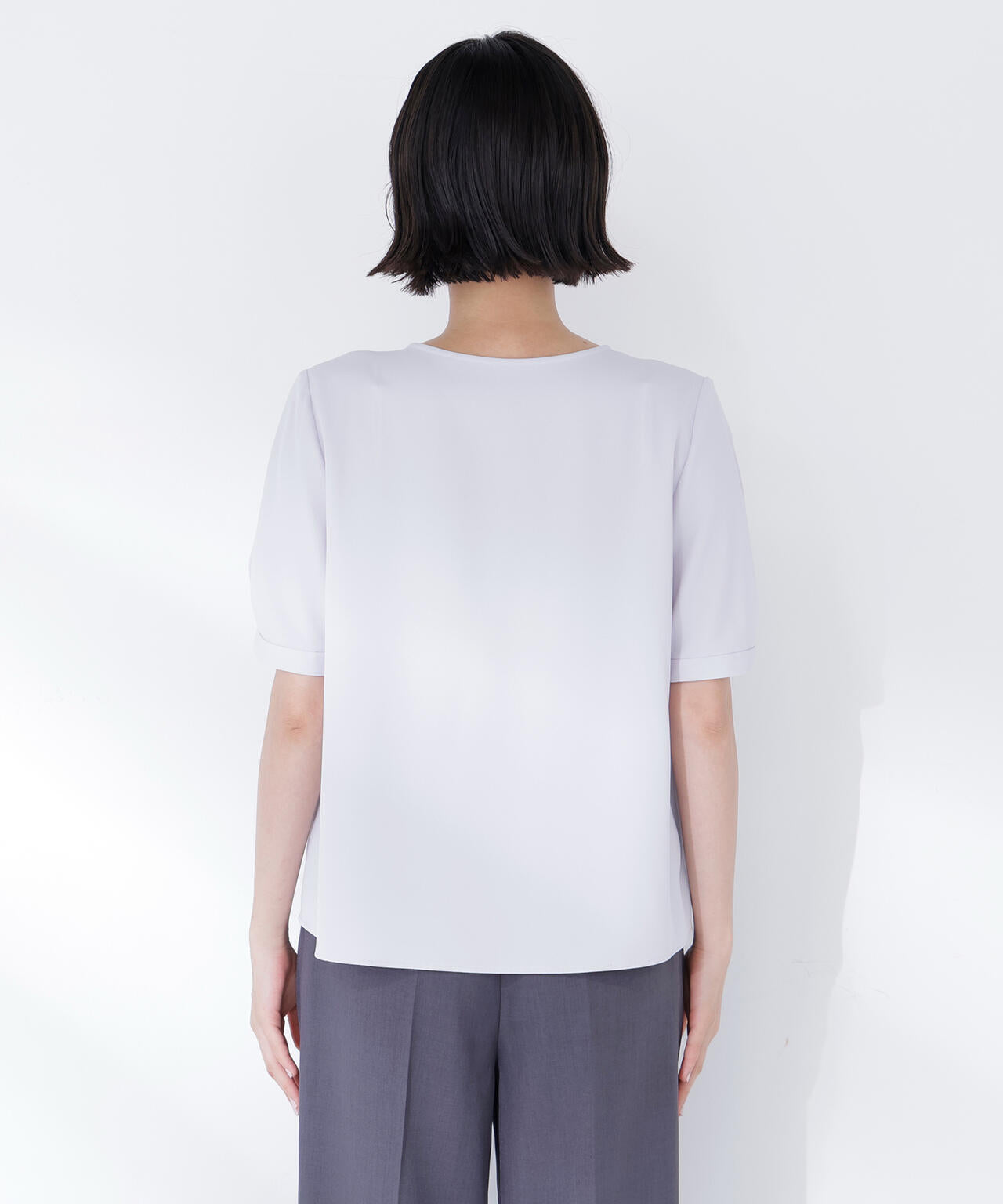 身長165 B:80 W:59 / H:85 / S:23.5 着用サイズ:M