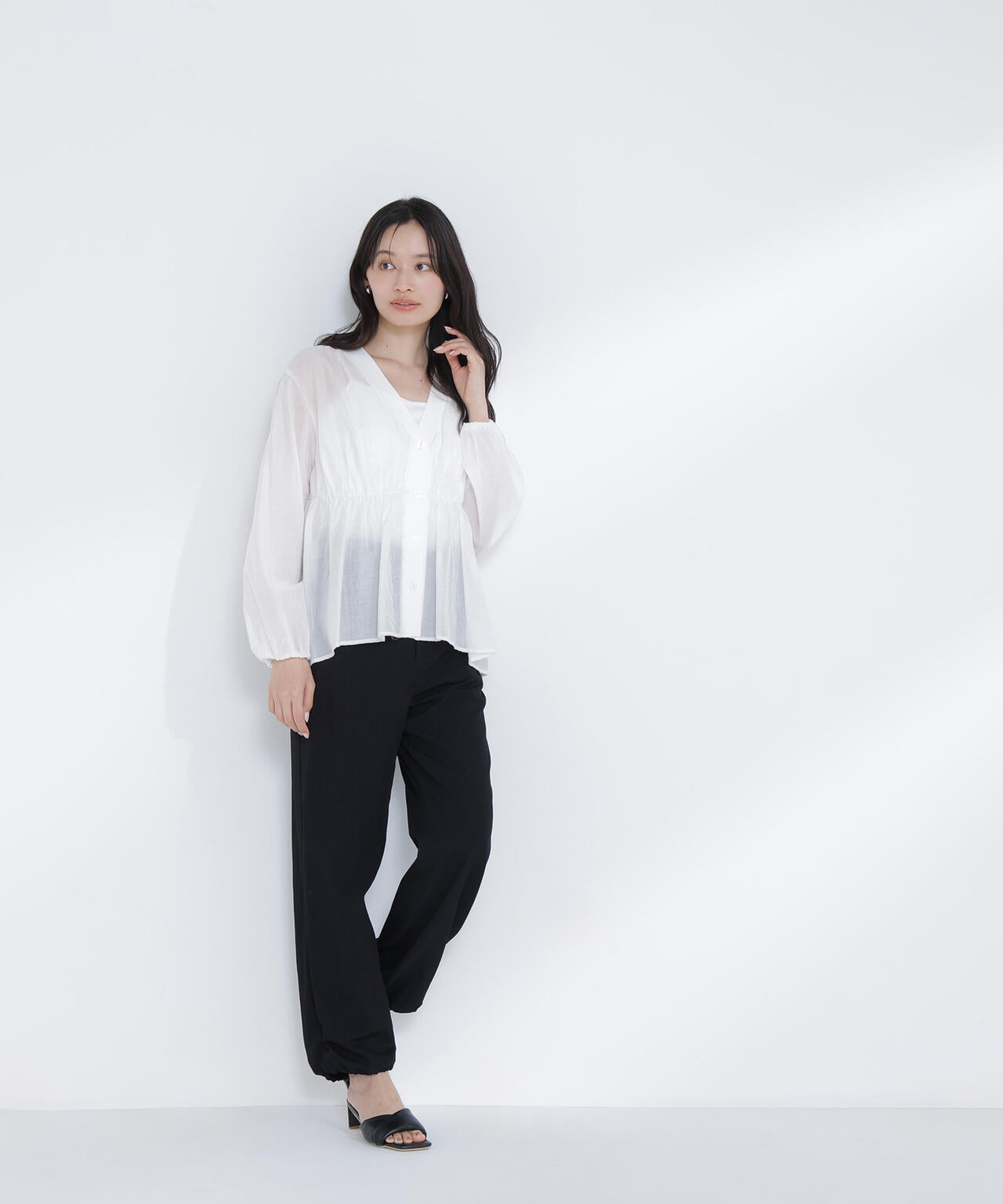 165cm 着用サイズ:FR