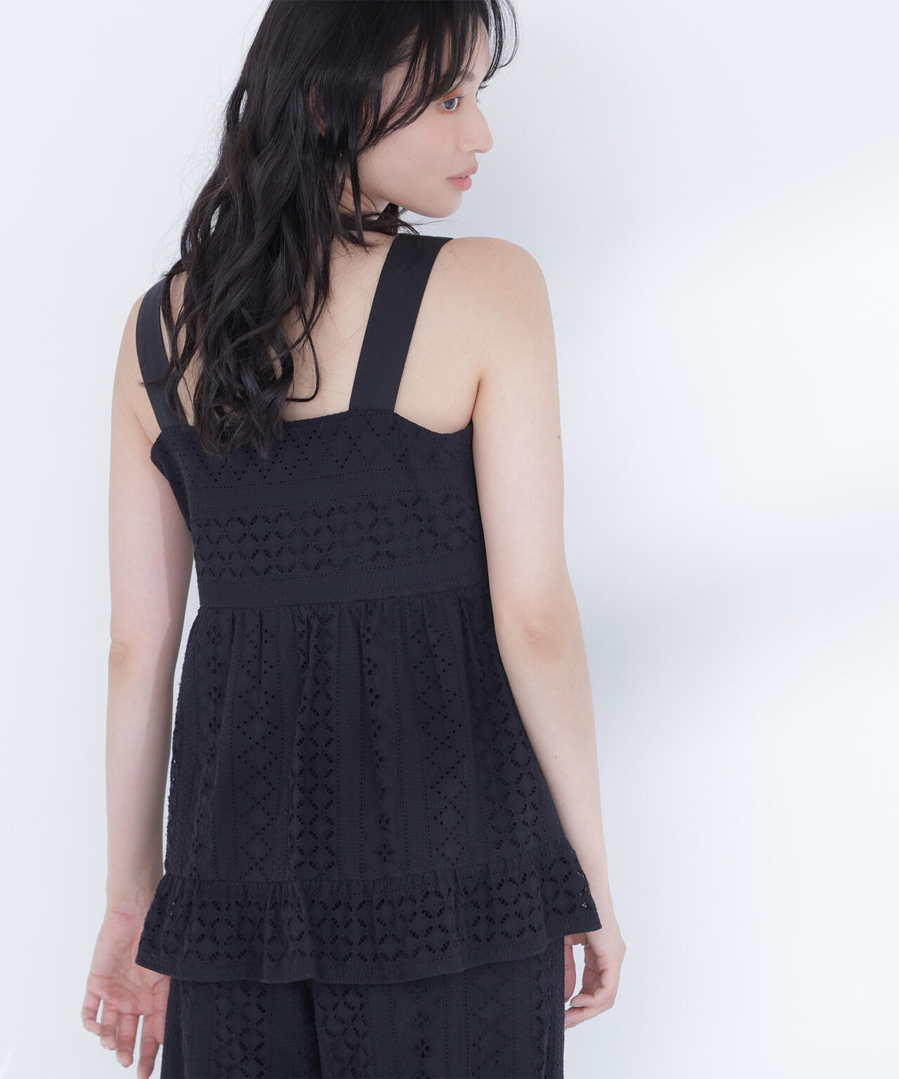 165cm 着用サイズ:FR