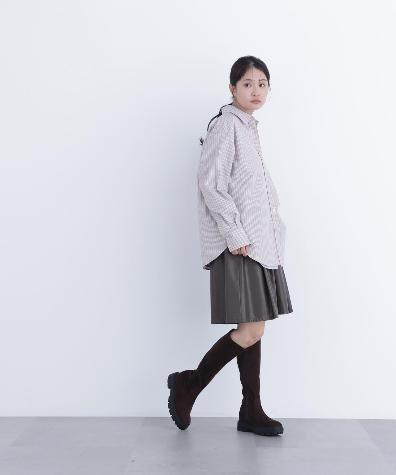 ベーシックシャツ