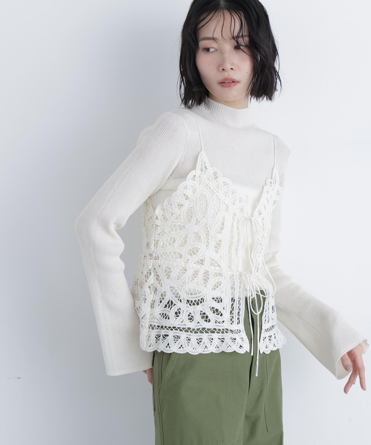 バテンレースビスチェ