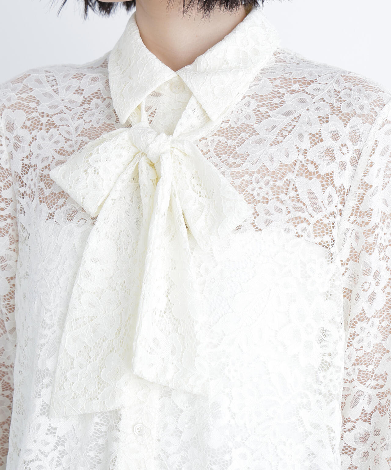 レースボウタイブラウス