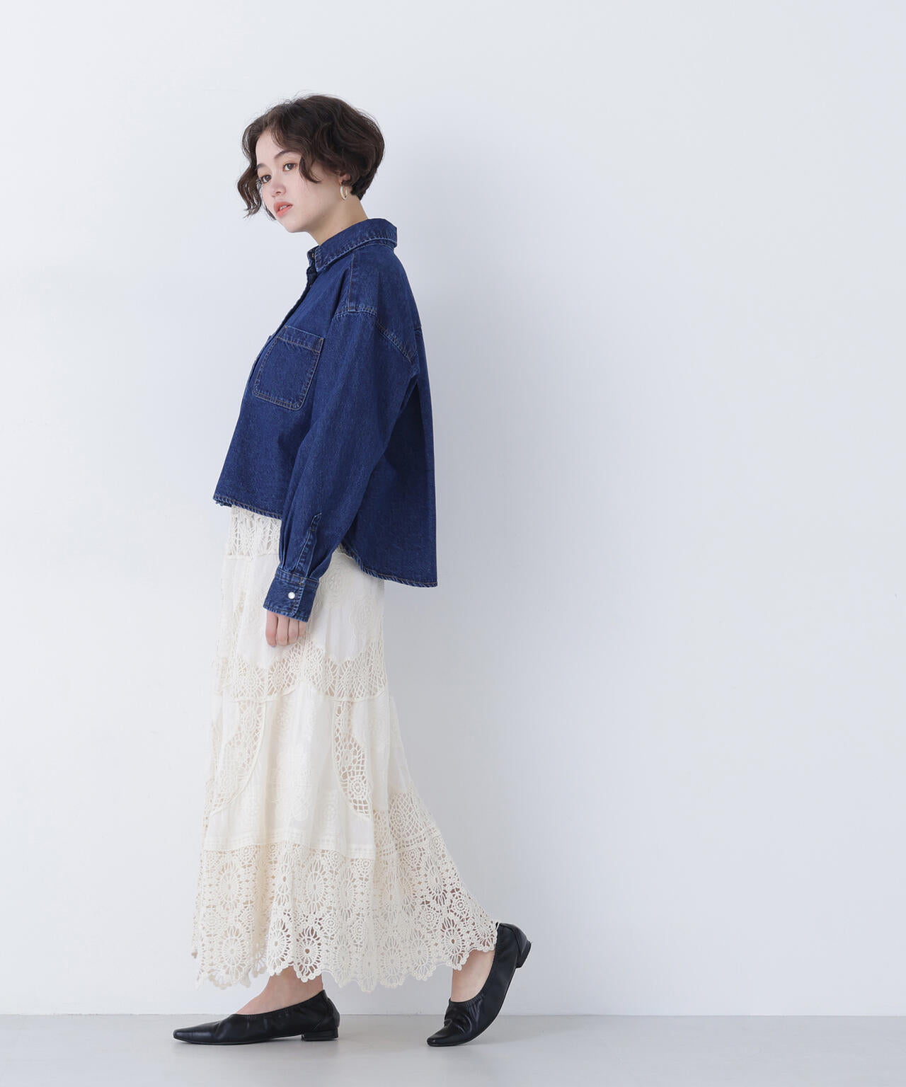 クロップドデニムシャツ