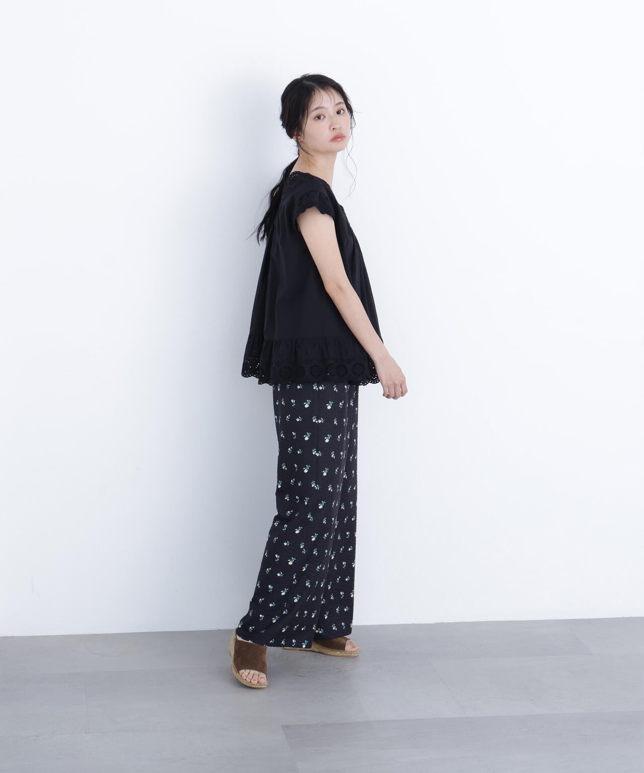 165cm 着用サイズ:FR