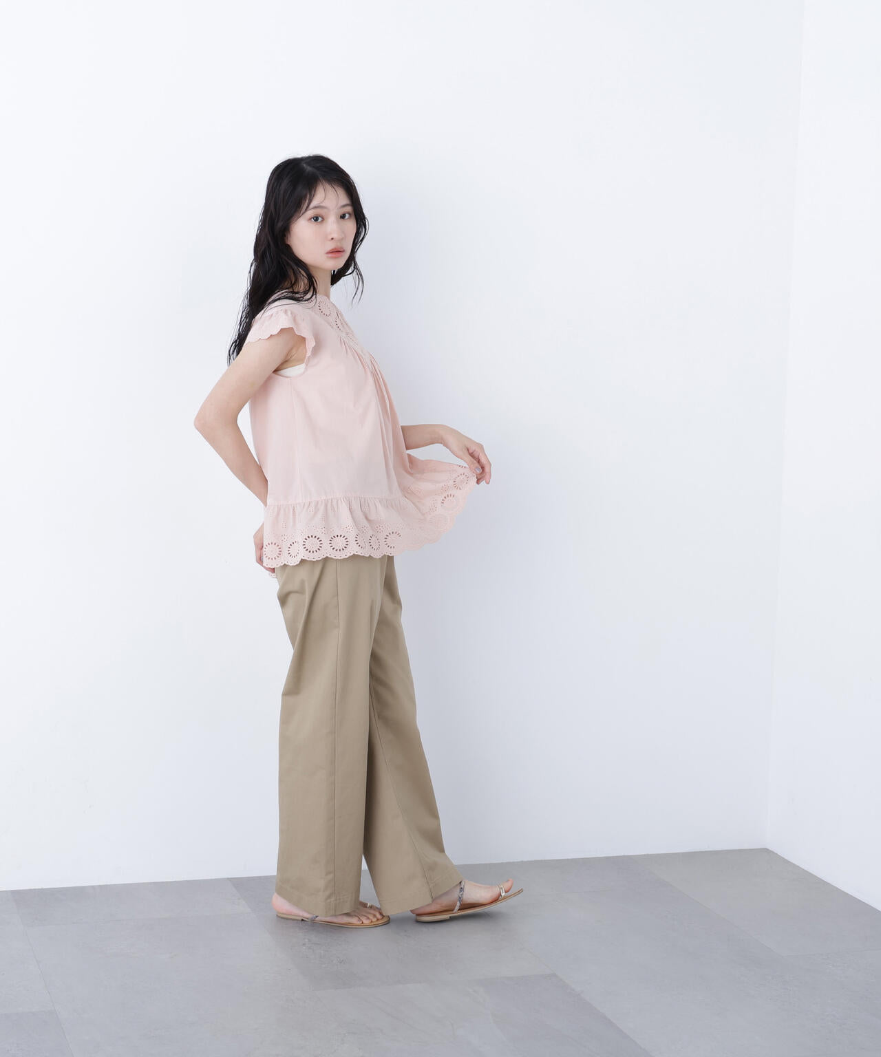 165cm 着用サイズ:FR