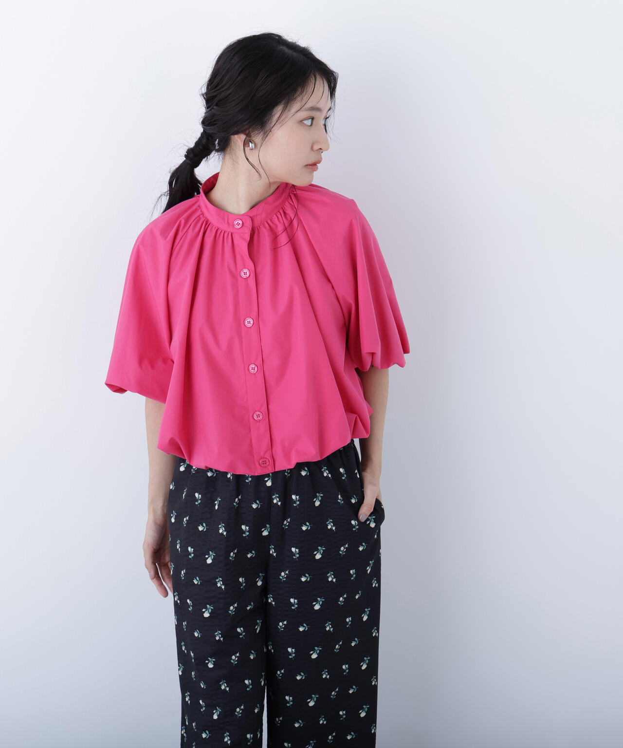 165cm 着用サイズ:FR