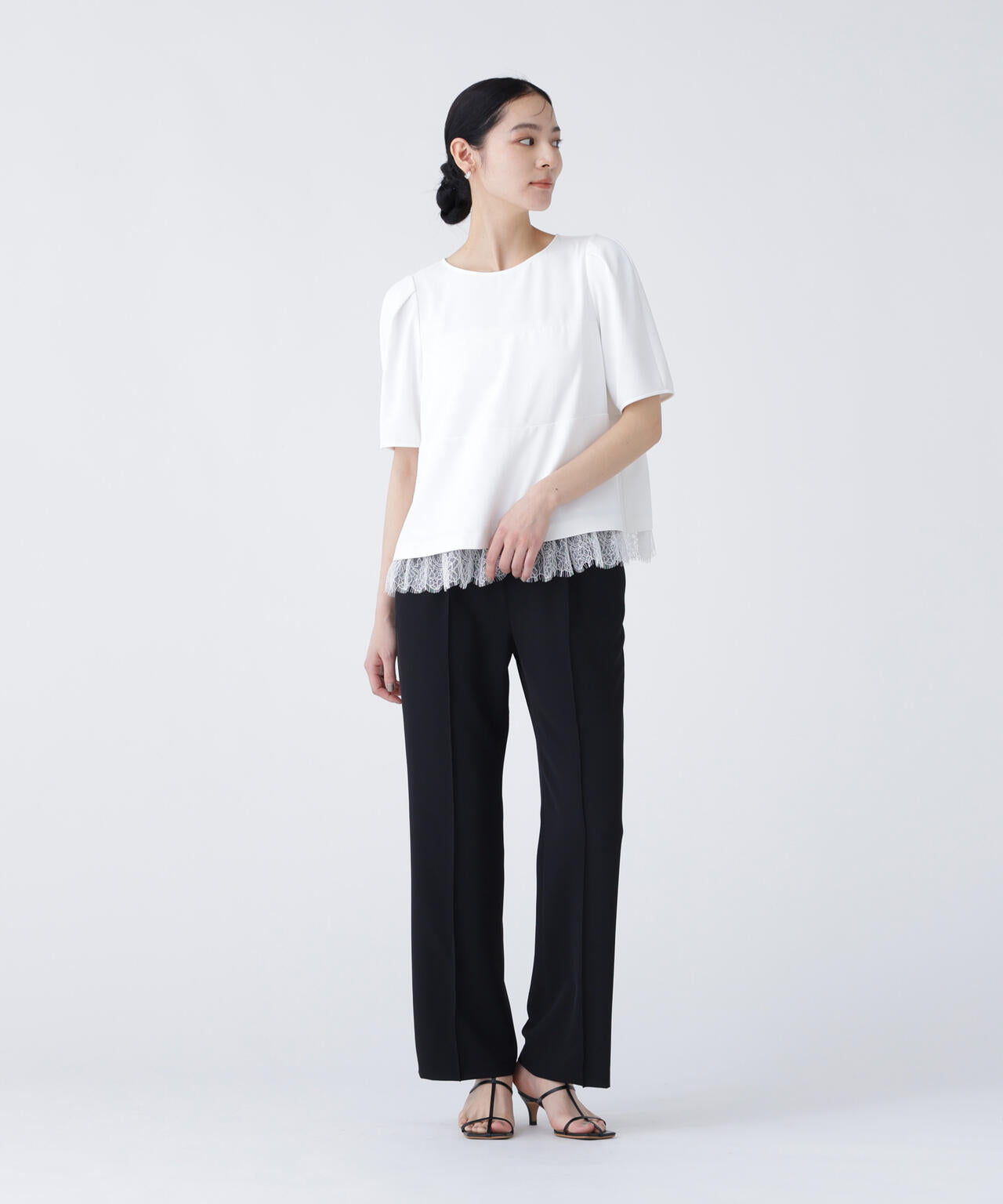 168cm B81cm W60cm H89cm 着用サイズ:FR