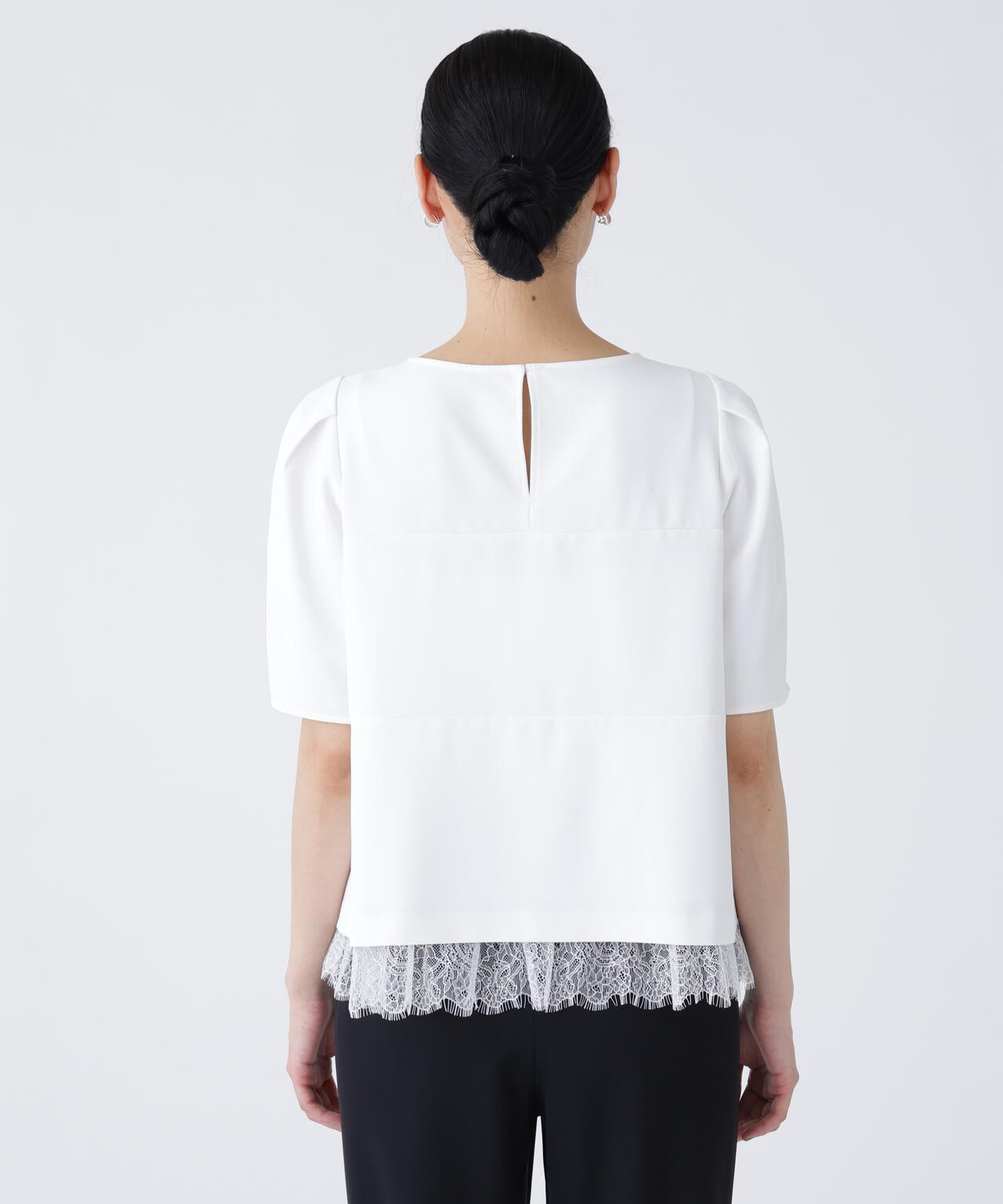 168cm B81cm W60cm H89cm 着用サイズ:FR
