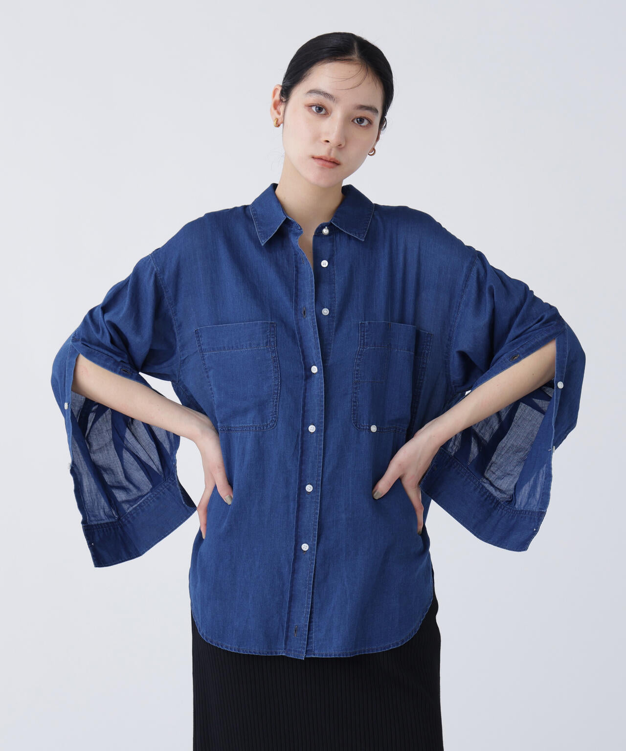 168cm B81cm W60cm H89cm 着用サイズ:FR