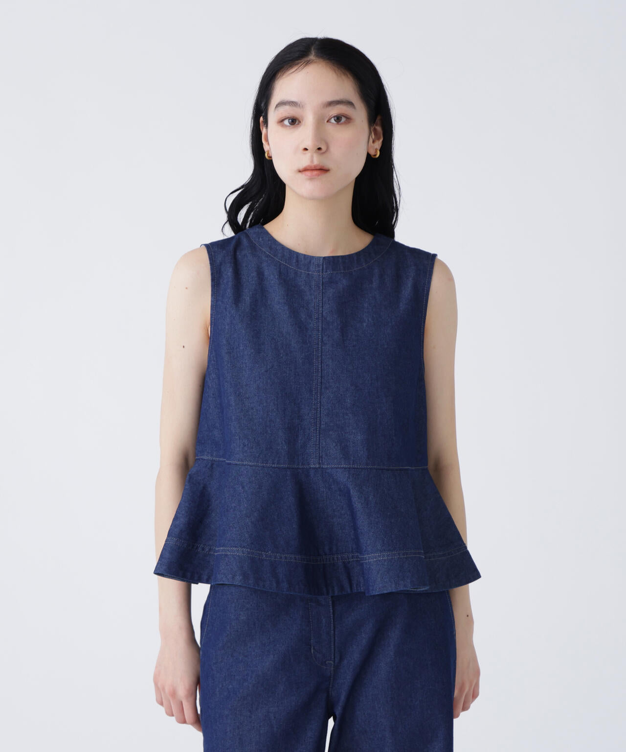 168cm B81cm W60cm H89cm 着用サイズ:FR