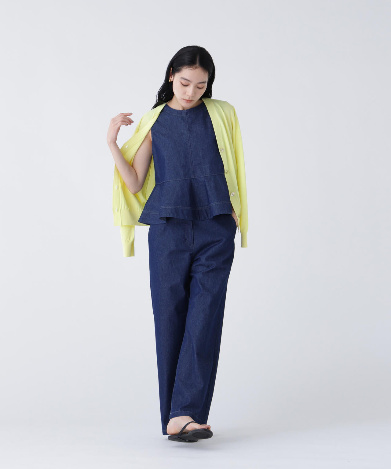 168cm B81cm W60cm H89cm 着用サイズ:FR