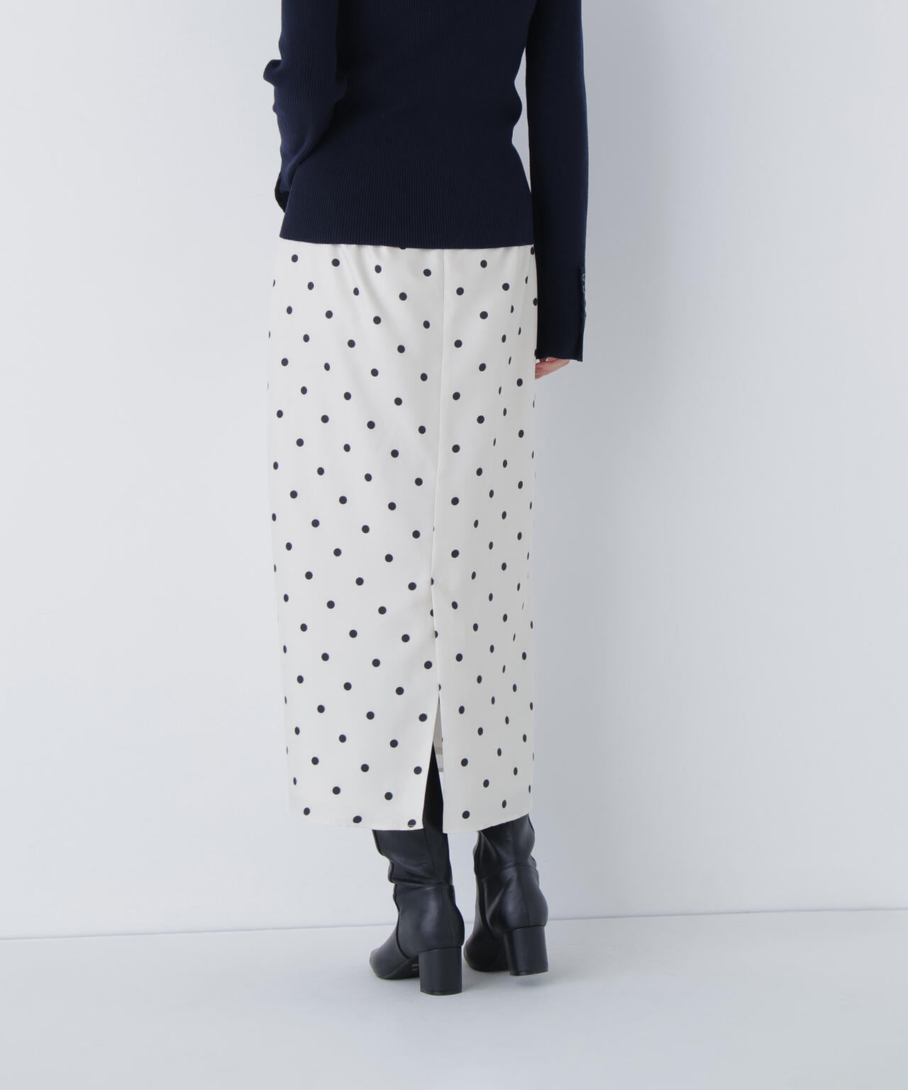 【有楽町マルイ・mix.tokyo 限定カラー:ブラウンベース】ドットサテンタイトスカート