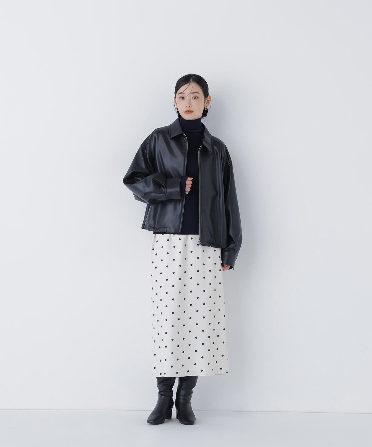 【有楽町マルイ・mix.tokyo 限定カラー:ブラウンベース】ドットサテンタイトスカート