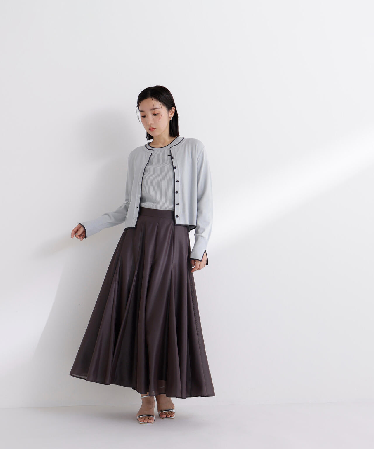 シャイニーシアーボイルスカート